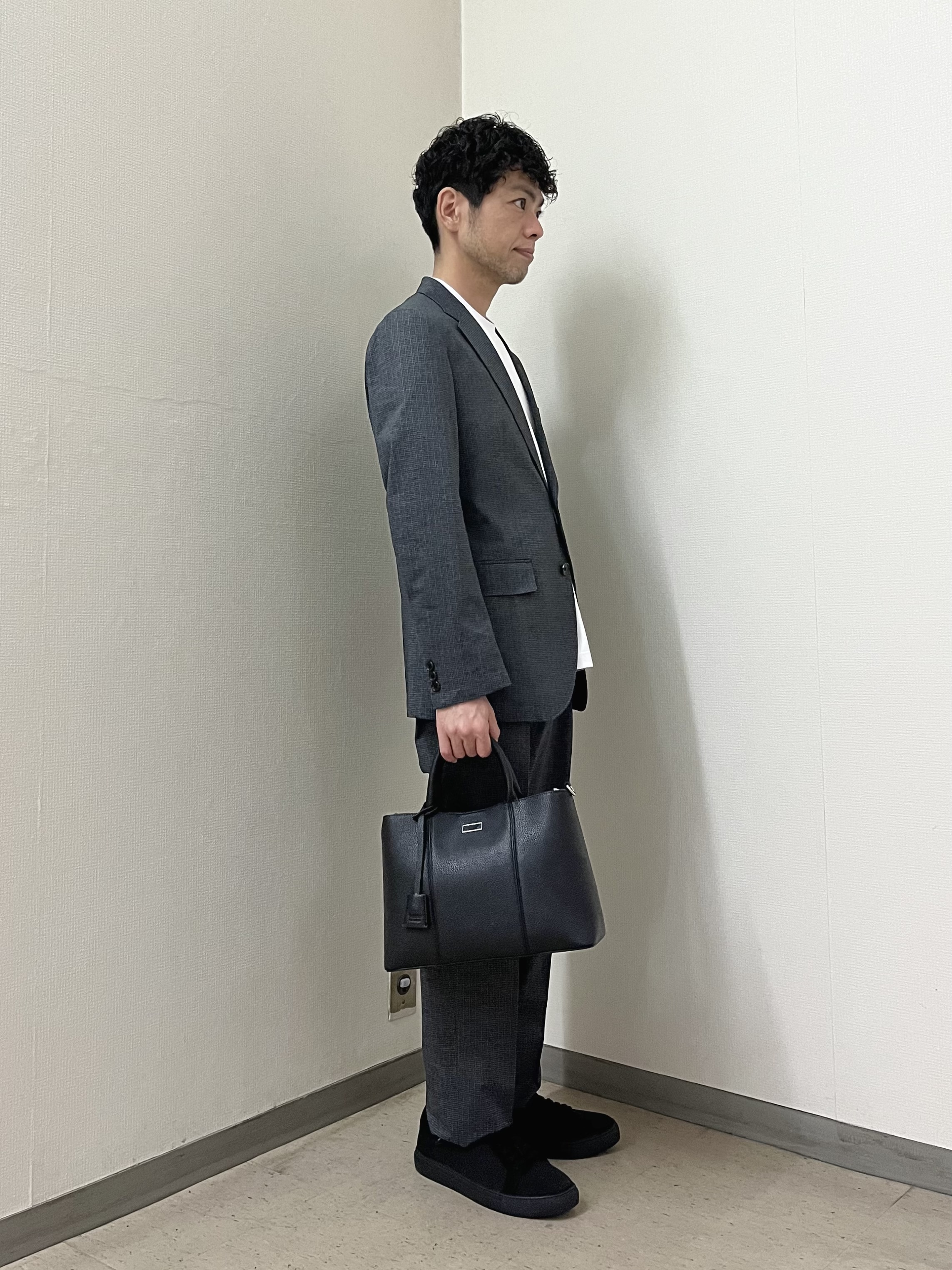URAさんの「TAKEO KIKUCHI｜【通気性】ジャージ千鳥柄 ジャケット」を使ったコーディネート