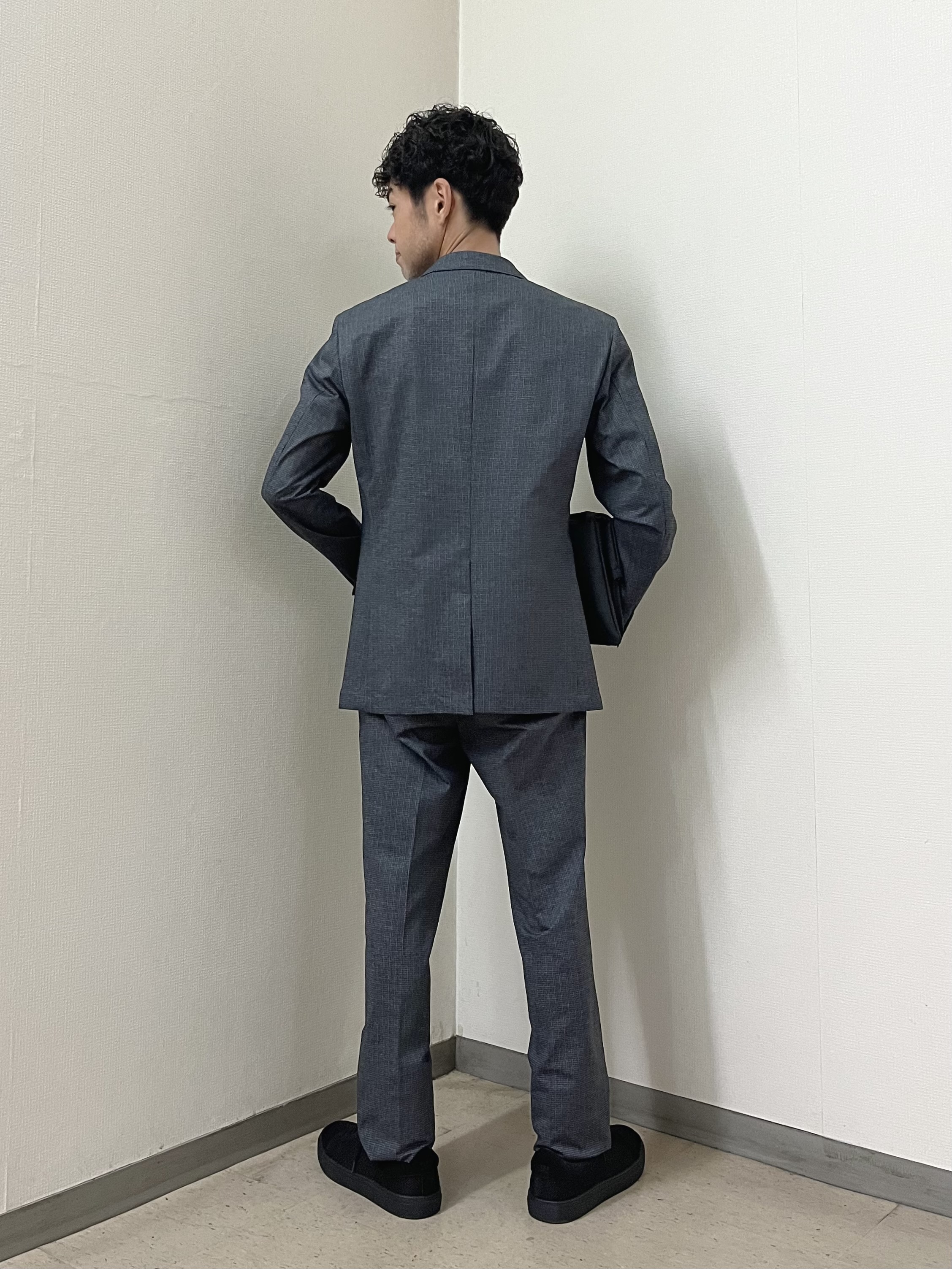 URAさんの「TAKEO KIKUCHI｜【通気性】ジャージ千鳥柄 ジャケット」を使ったコーディネート