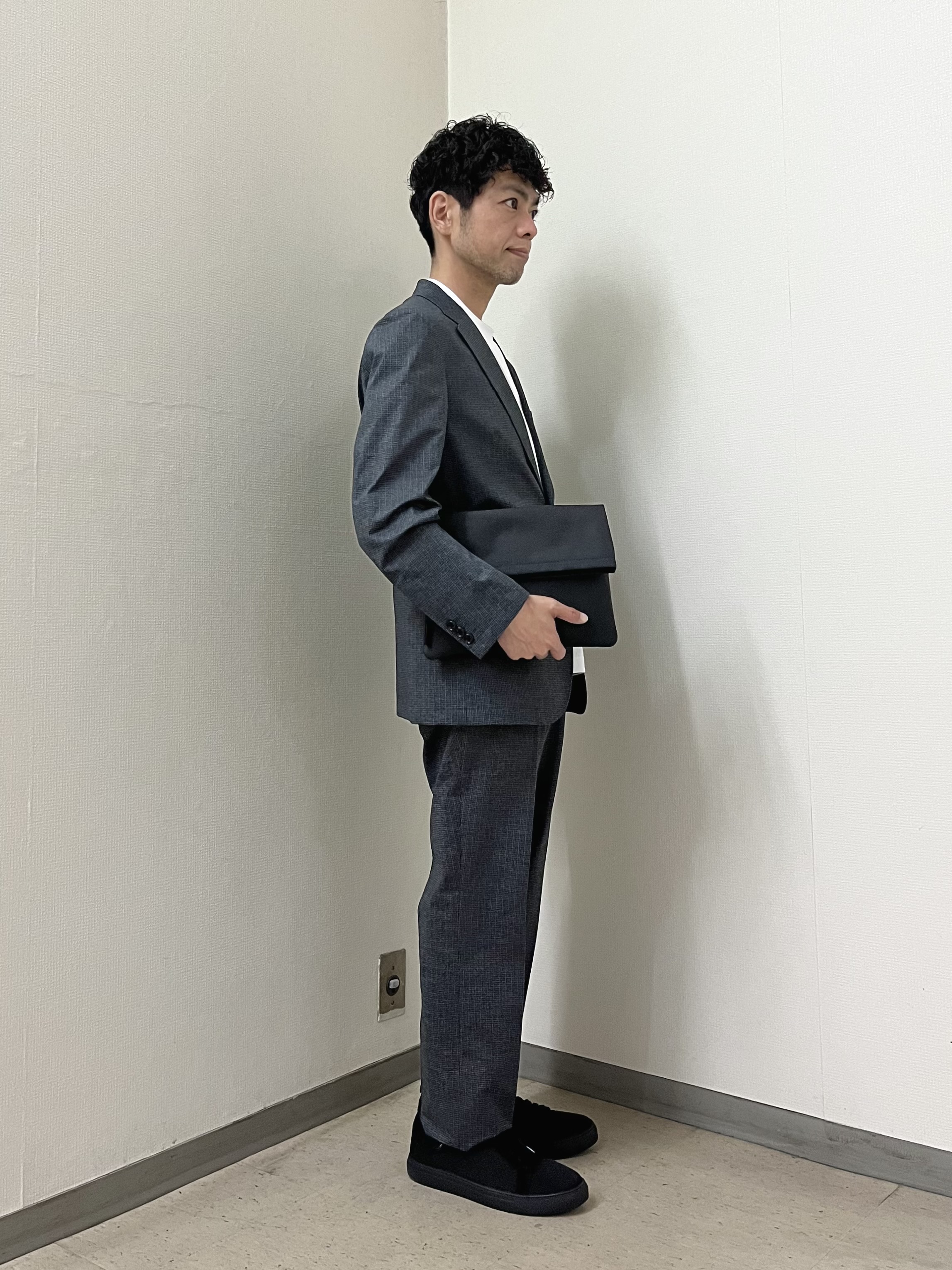 URAさんの「TAKEO KIKUCHI｜【通気性】ジャージ千鳥柄 ジャケット」を使ったコーディネート