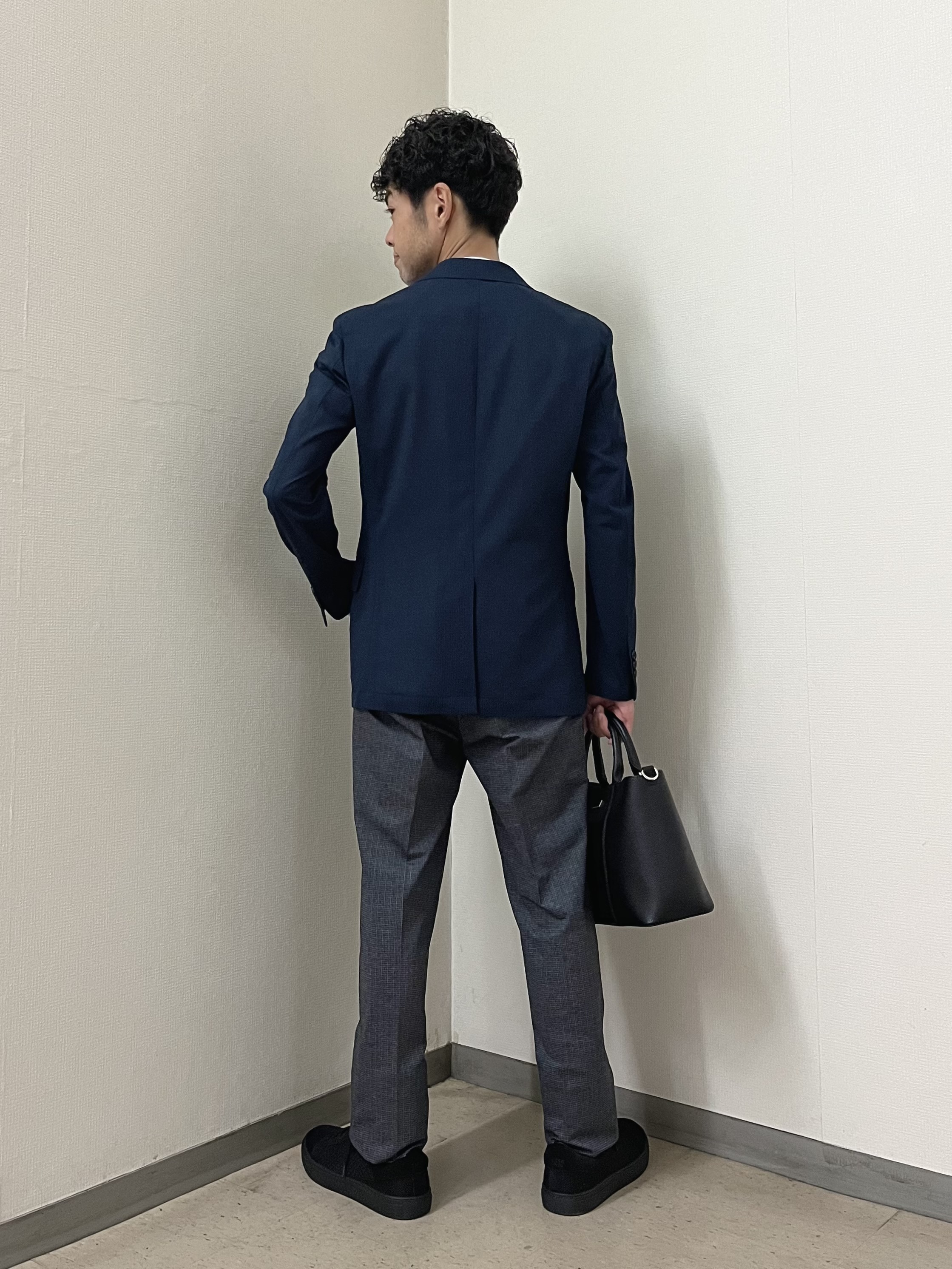 URAさんの「TAKEO KIKUCHI｜【Begin5月号掲載/通気性】トリコットサッカー ジャケット」を使ったコーディネート
