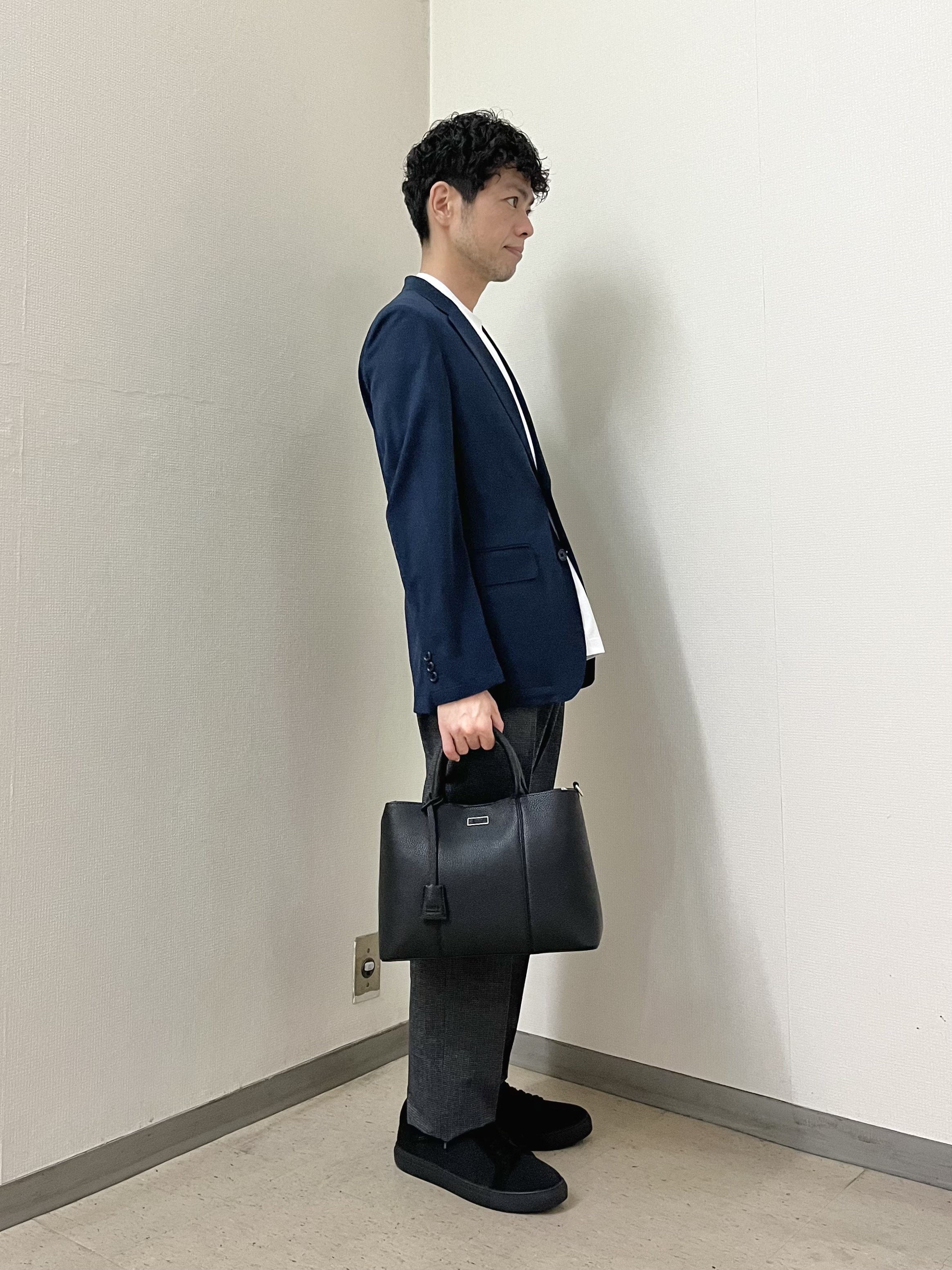 URAさんの「TAKEO KIKUCHI｜【Begin5月号掲載/通気性】トリコットサッカー ジャケット」を使ったコーディネート