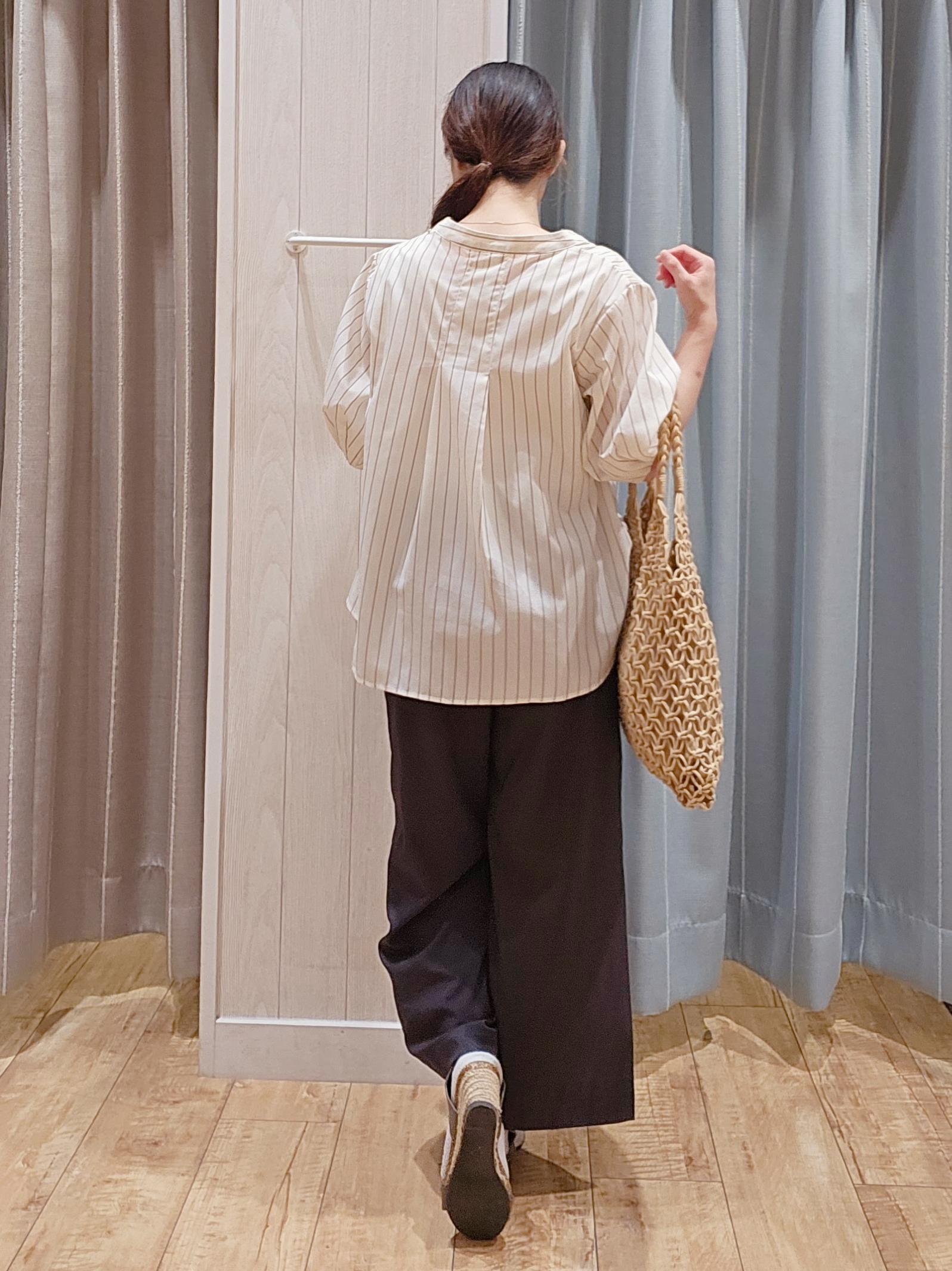 miyaさんの「SHOO･LA･RUE｜【高レビュー/洗濯後しわになりにくい/インせず着られる】自然に体型カバー 麻調ペプラムブラウス」を使ったコーディネート