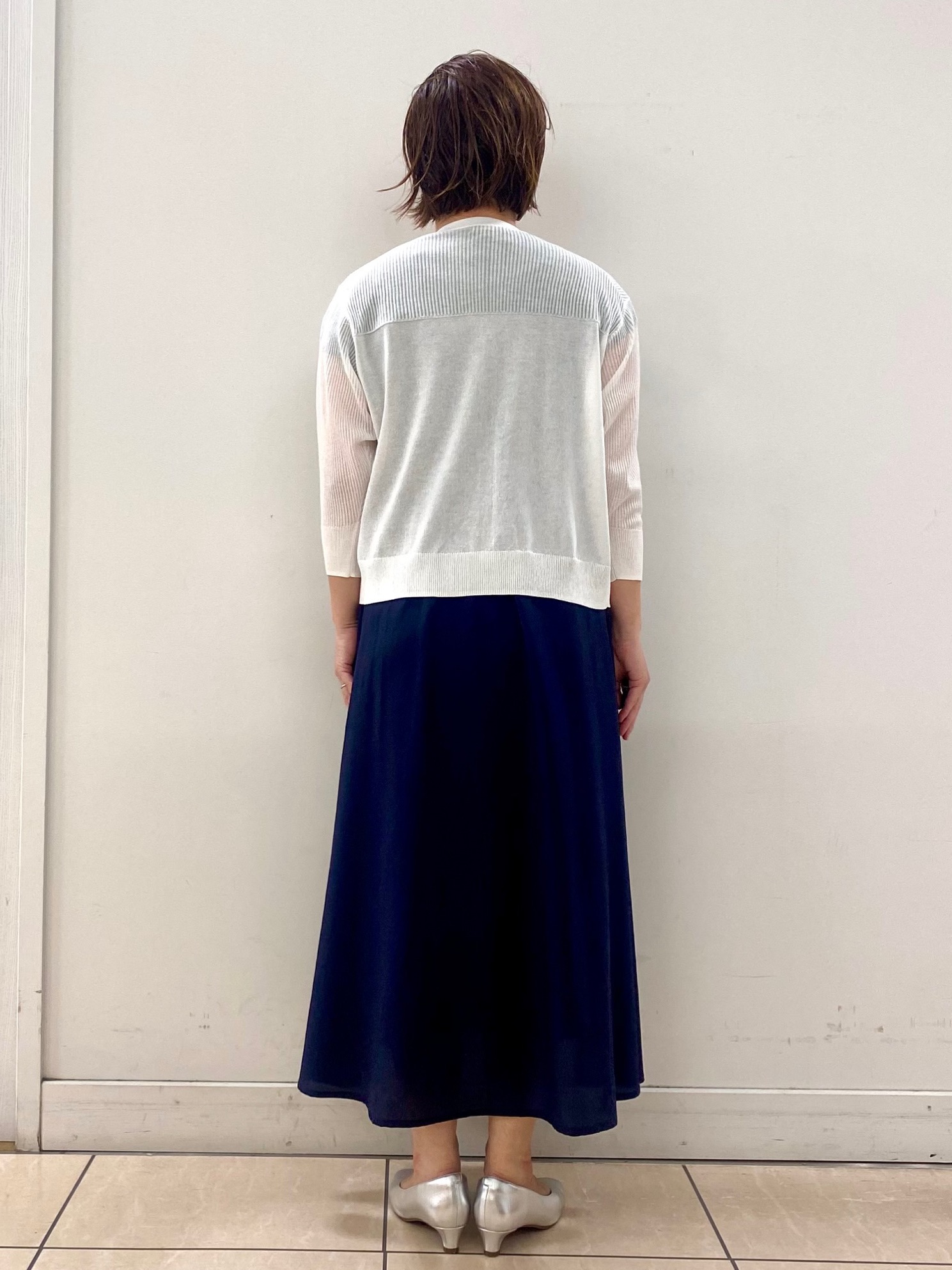ksmさんの「Reflect｜Vネックニットカーディガン」を使ったコーディネート