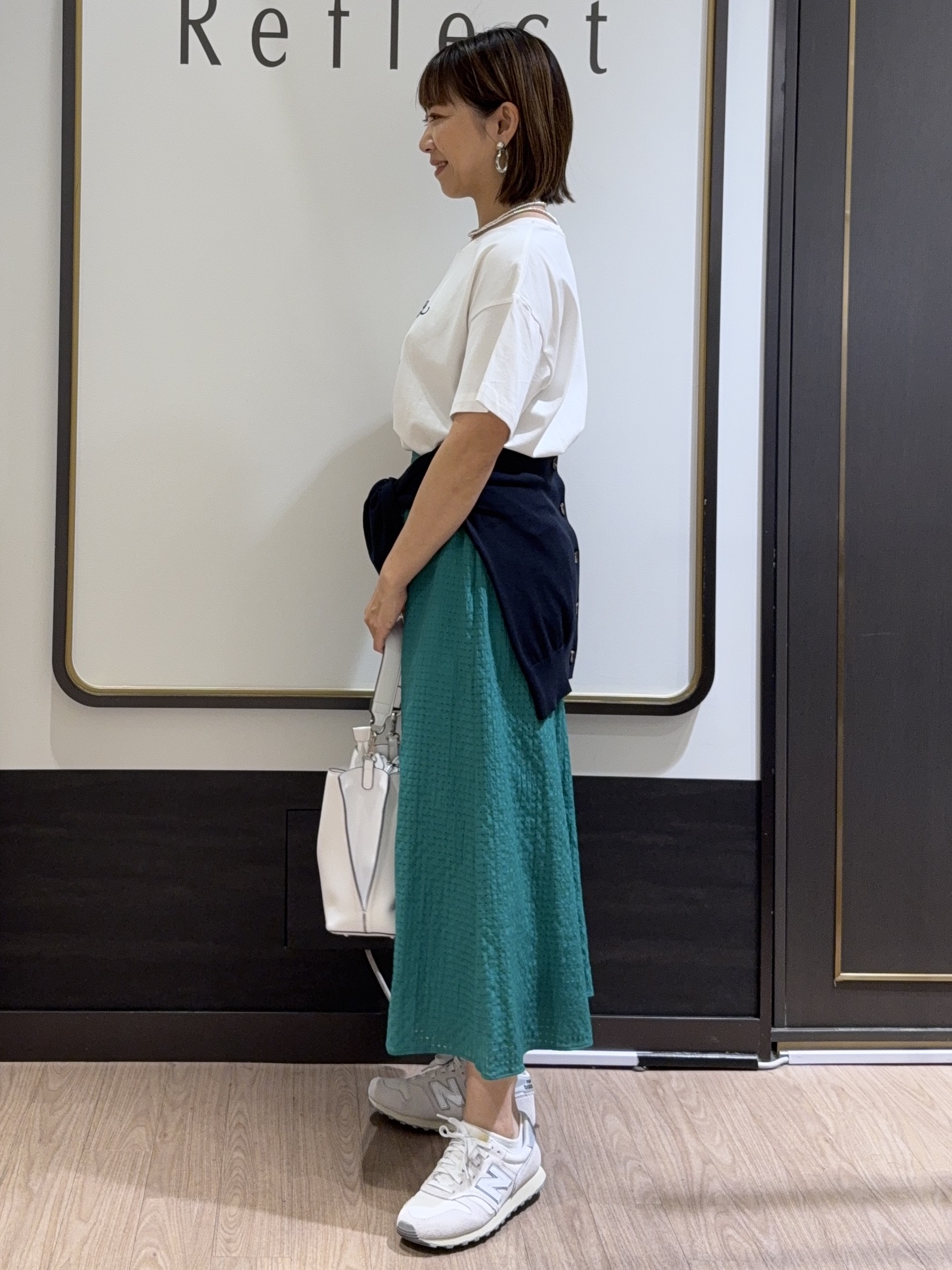 nekoさんの「Reflect｜【接触冷感】ラインアート刺繍Tシャツ」を使ったコーディネート