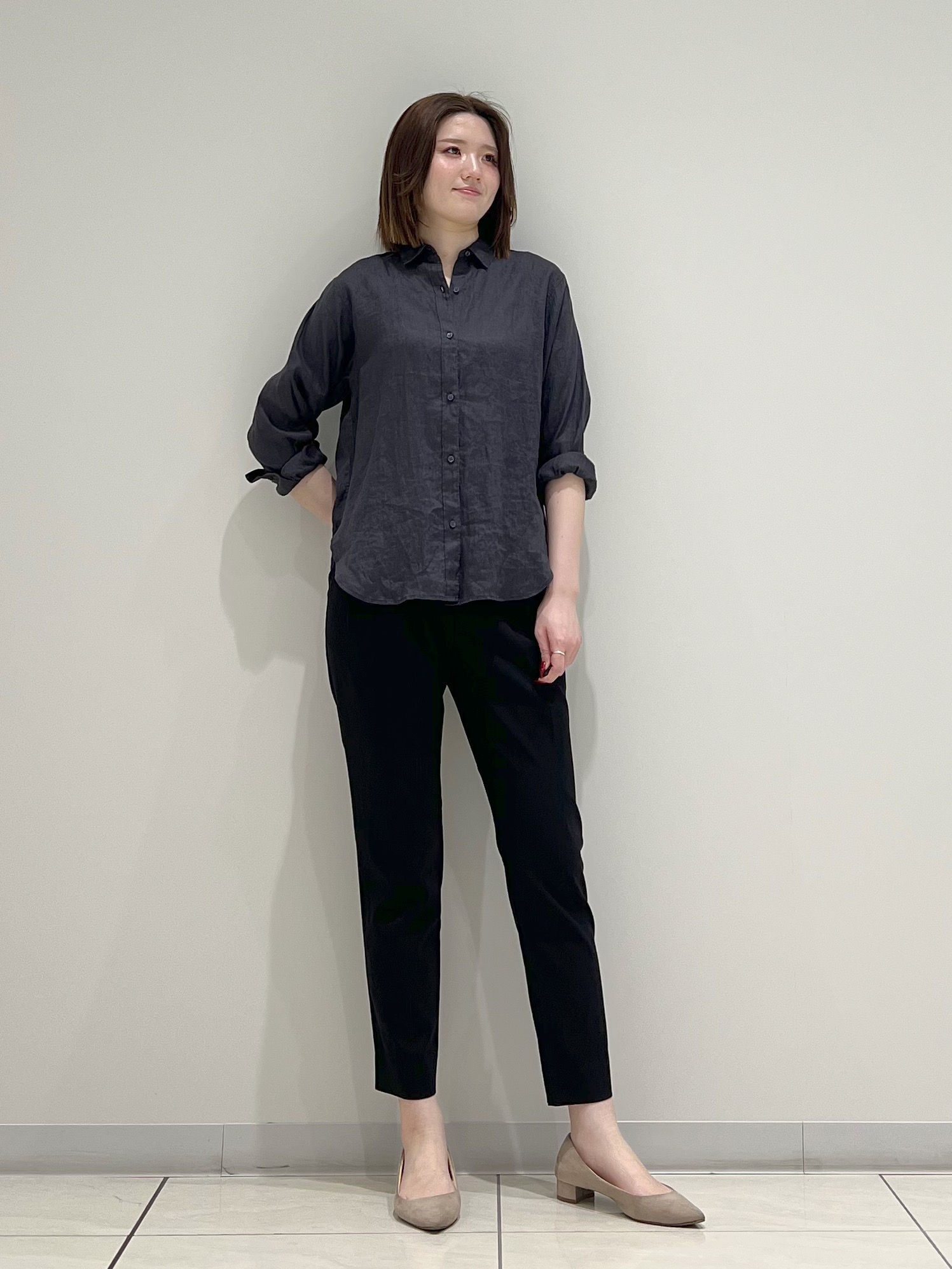 T.Kさんの「INDIVI｜【接触冷感／2WAY】カシュクールリネンシャツ」を使ったコーディネート