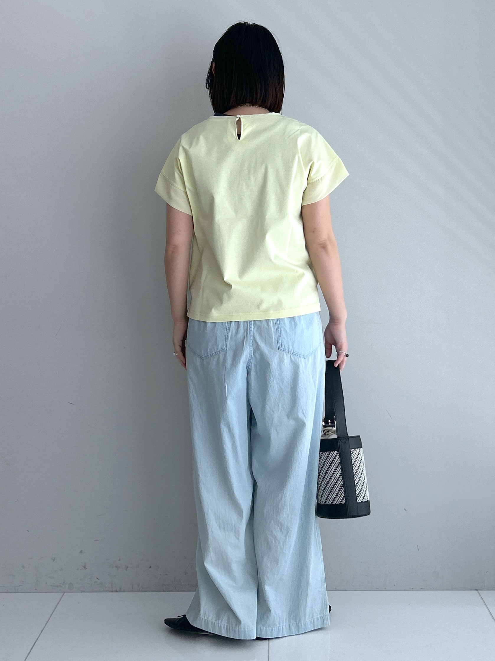 Hirokaさんの「Dessin｜【UVカット/接触冷感】美光沢カットソー」を使ったコーディネート