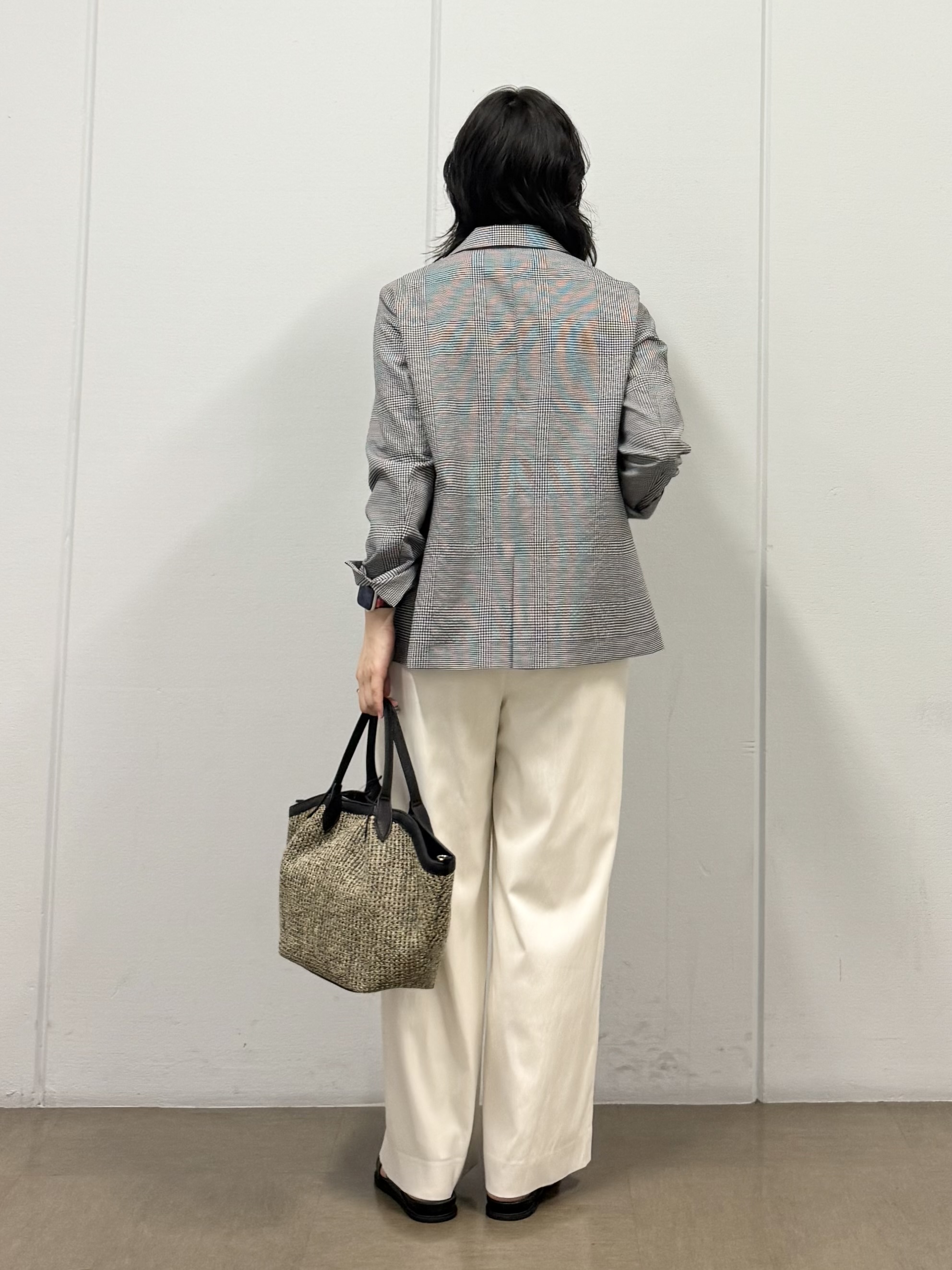 mizukiさんの「INDIVI｜【洗える／UVケア／SETUP可能】サッカー素材テーラードジャケット」を使ったコーディネート