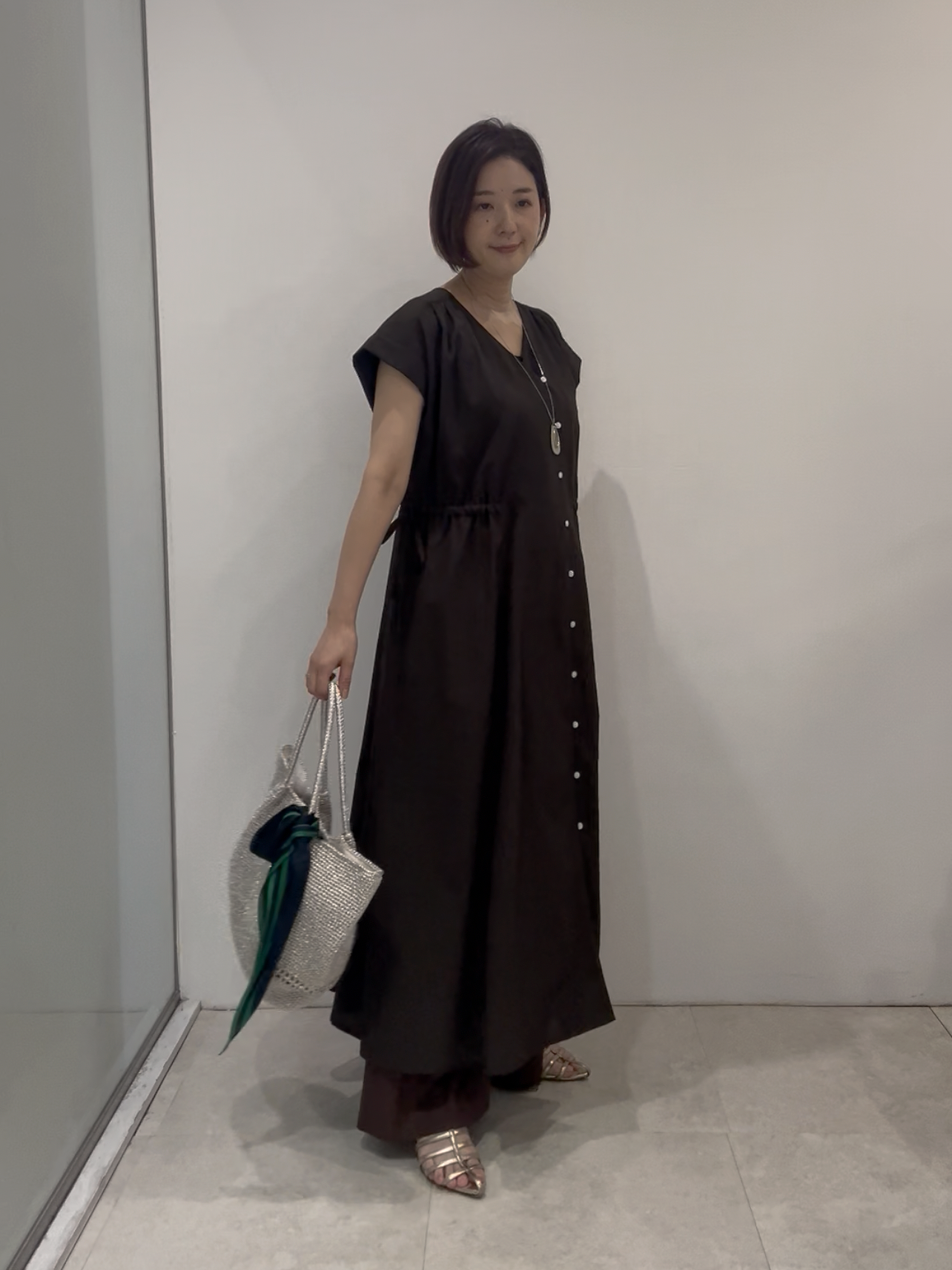 まどかさんの「UNTITLED｜グルカ風ベルトデザインワイドパンツ」を使ったコーディネート