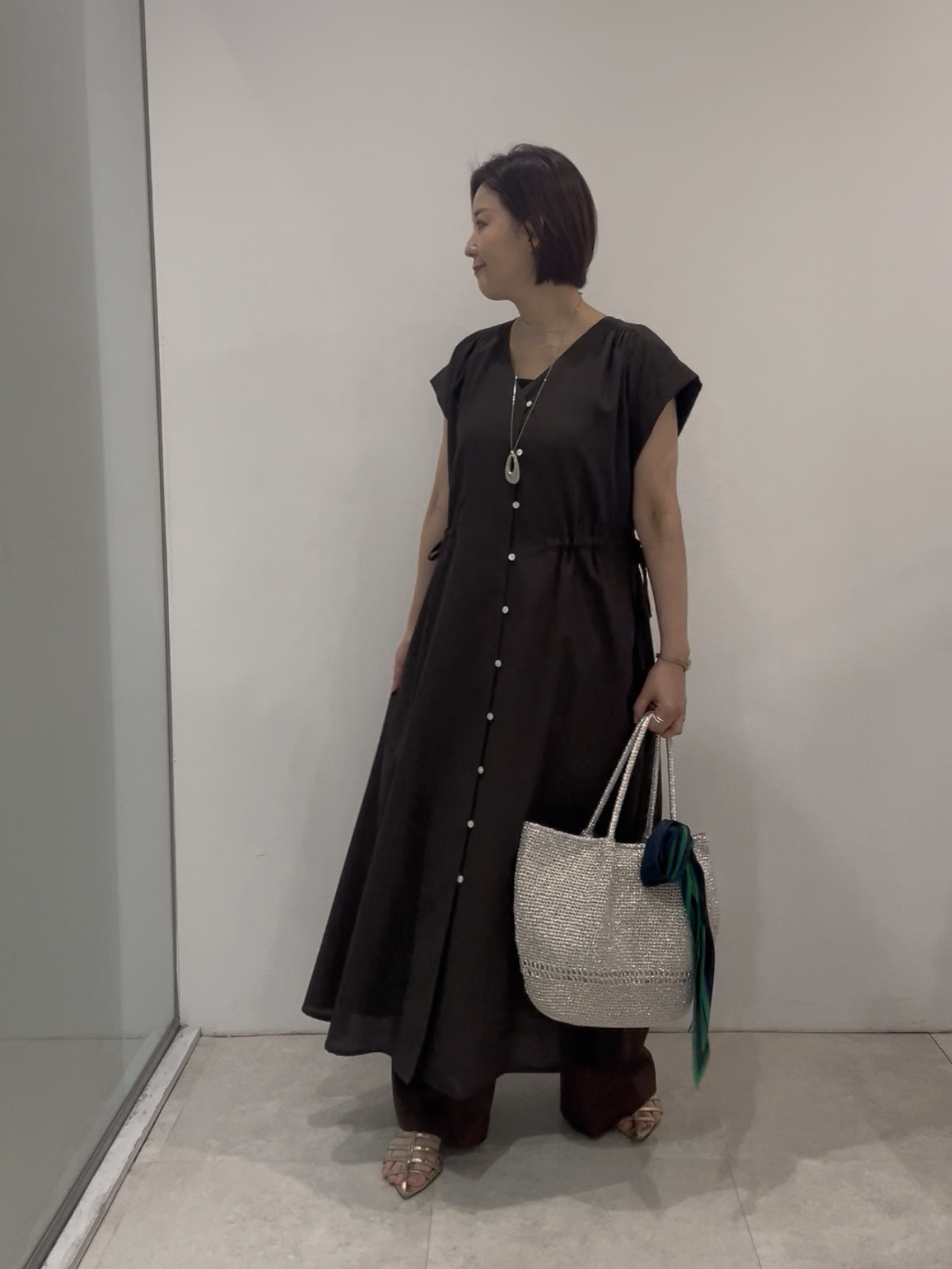 まどかさんの「UNTITLED｜グルカ風ベルトデザインワイドパンツ」を使ったコーディネート