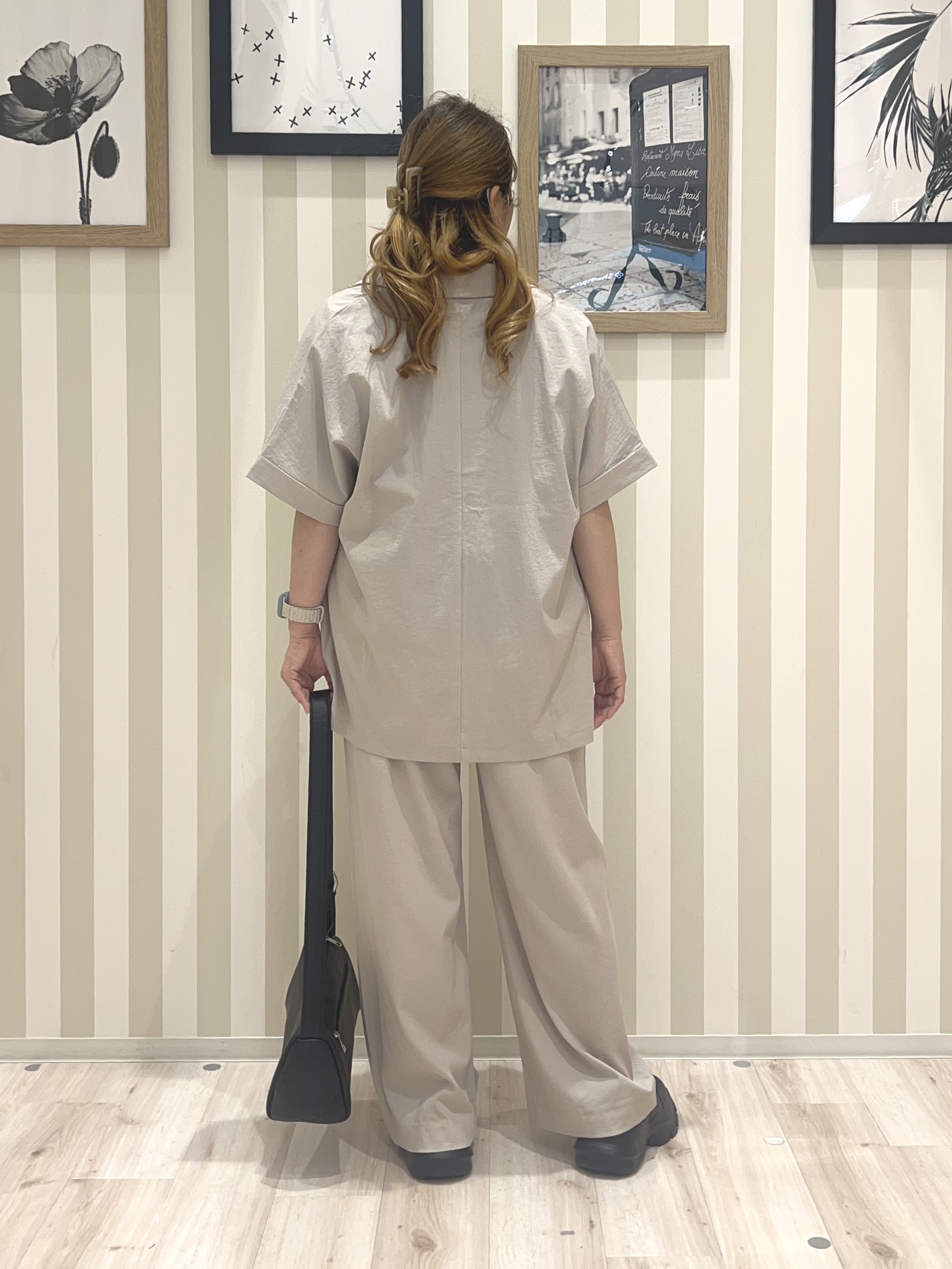 mさんの「SHOO･LA･RUE｜【高レビュー/洗濯機可/セットアップ可】軽凛(かろりん) ひんやり半袖ジャケット」を使ったコーディネート