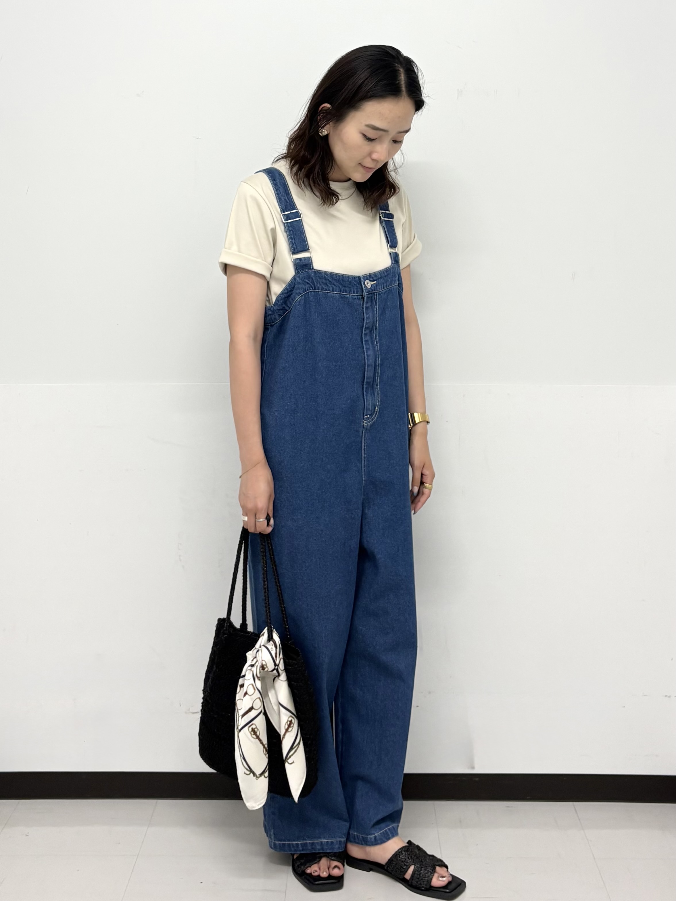 Hazukiさんの「OPAQUE.CLIP｜オーガニックコットン混ベーシックTシャツ【洗濯機OK】《SS～LL》」を使ったコーディネート