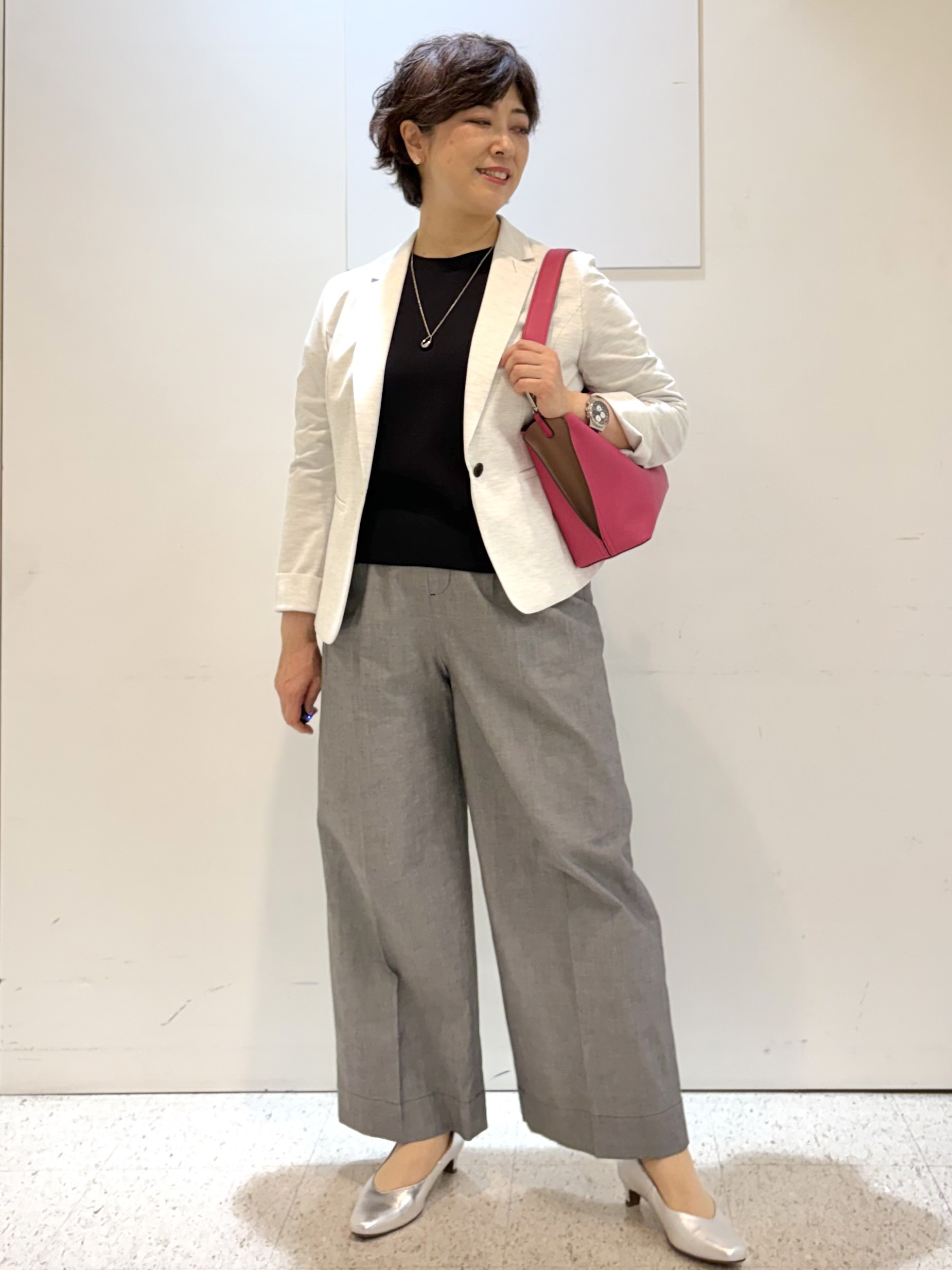 ヤスコさんの「Reflect｜【SS-4Lサイズ／UVカット／接触冷感】匠ジャケット／ベーシックテーラード」を使ったコーディネート