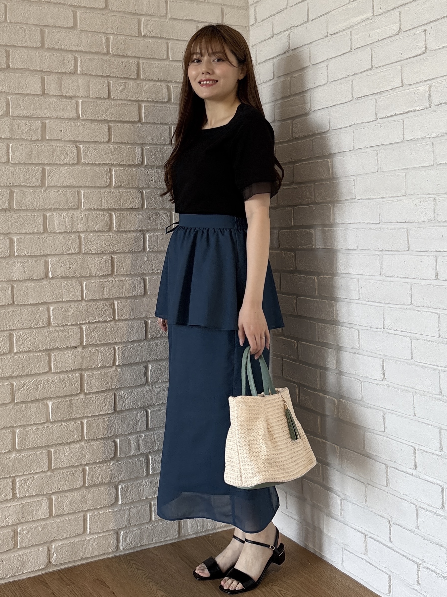 sayaさんの「grove｜【二の腕カバー/UVカット・ひんやり】袖口シアースクエアネックTシャツ」を使ったコーディネート