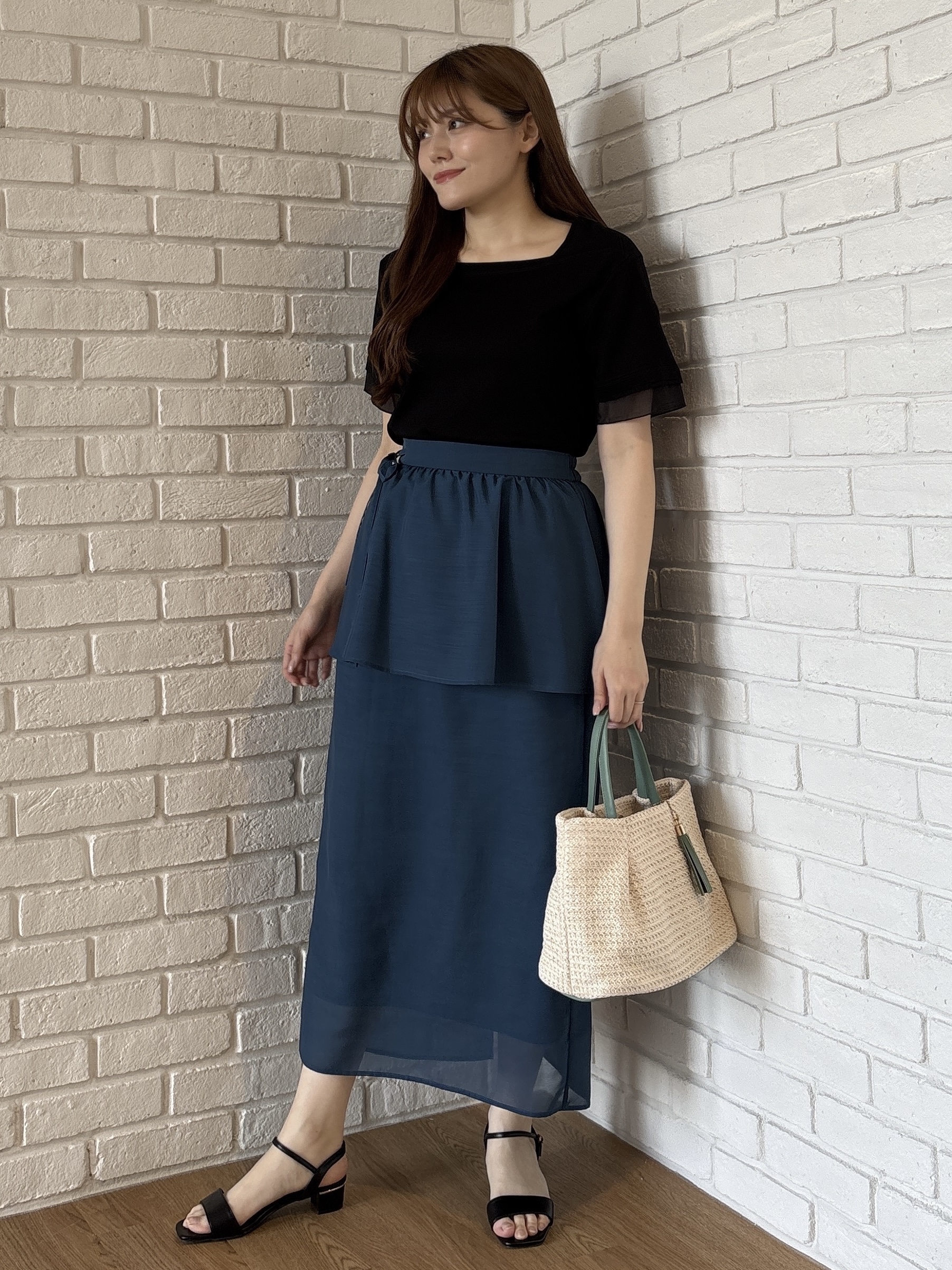 sayaさんの「grove｜【二の腕カバー/UVカット・ひんやり】袖口シアースクエアネックTシャツ」を使ったコーディネート