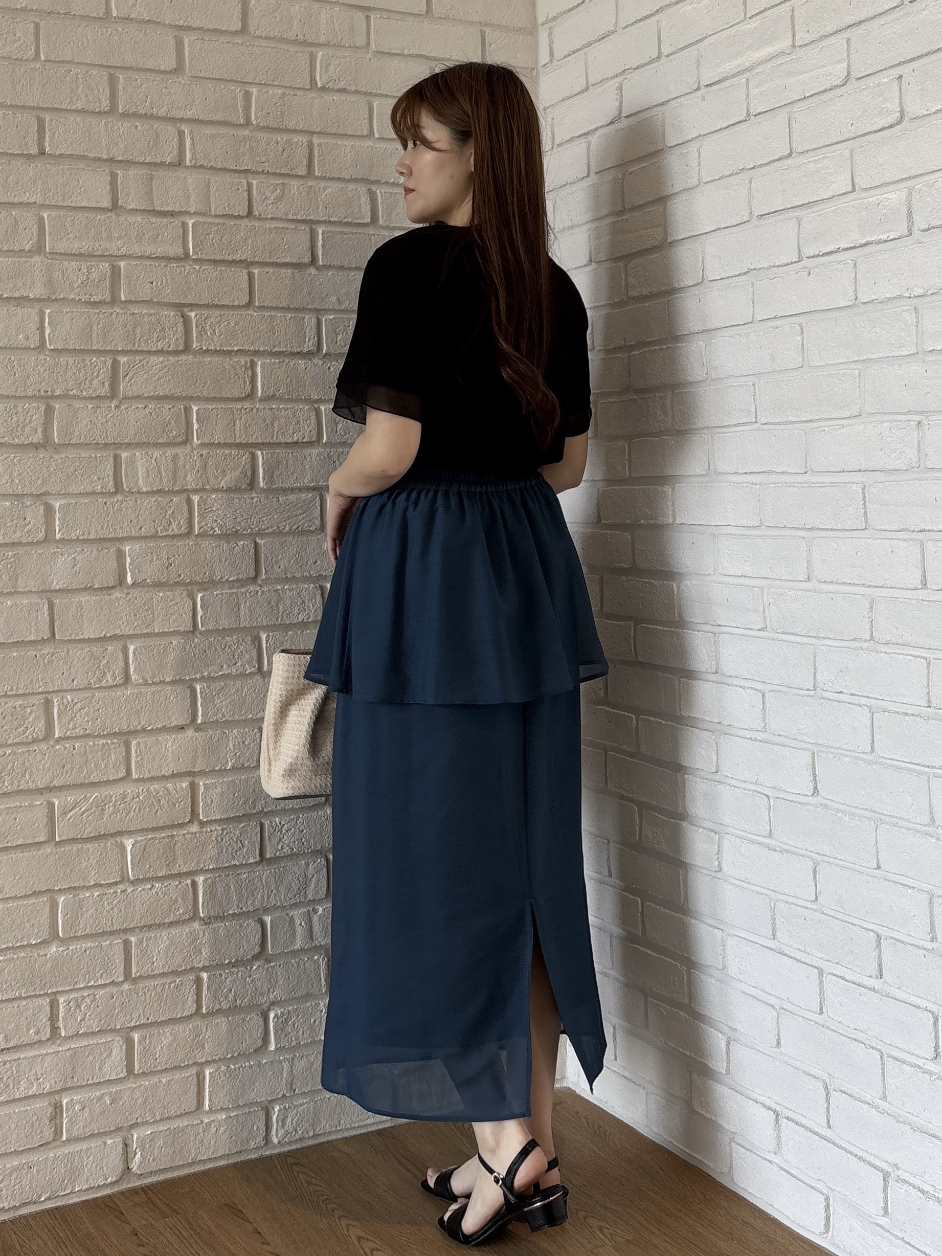 sayaさんの「grove｜【二の腕カバー/UVカット・ひんやり】袖口シアースクエアネックTシャツ」を使ったコーディネート