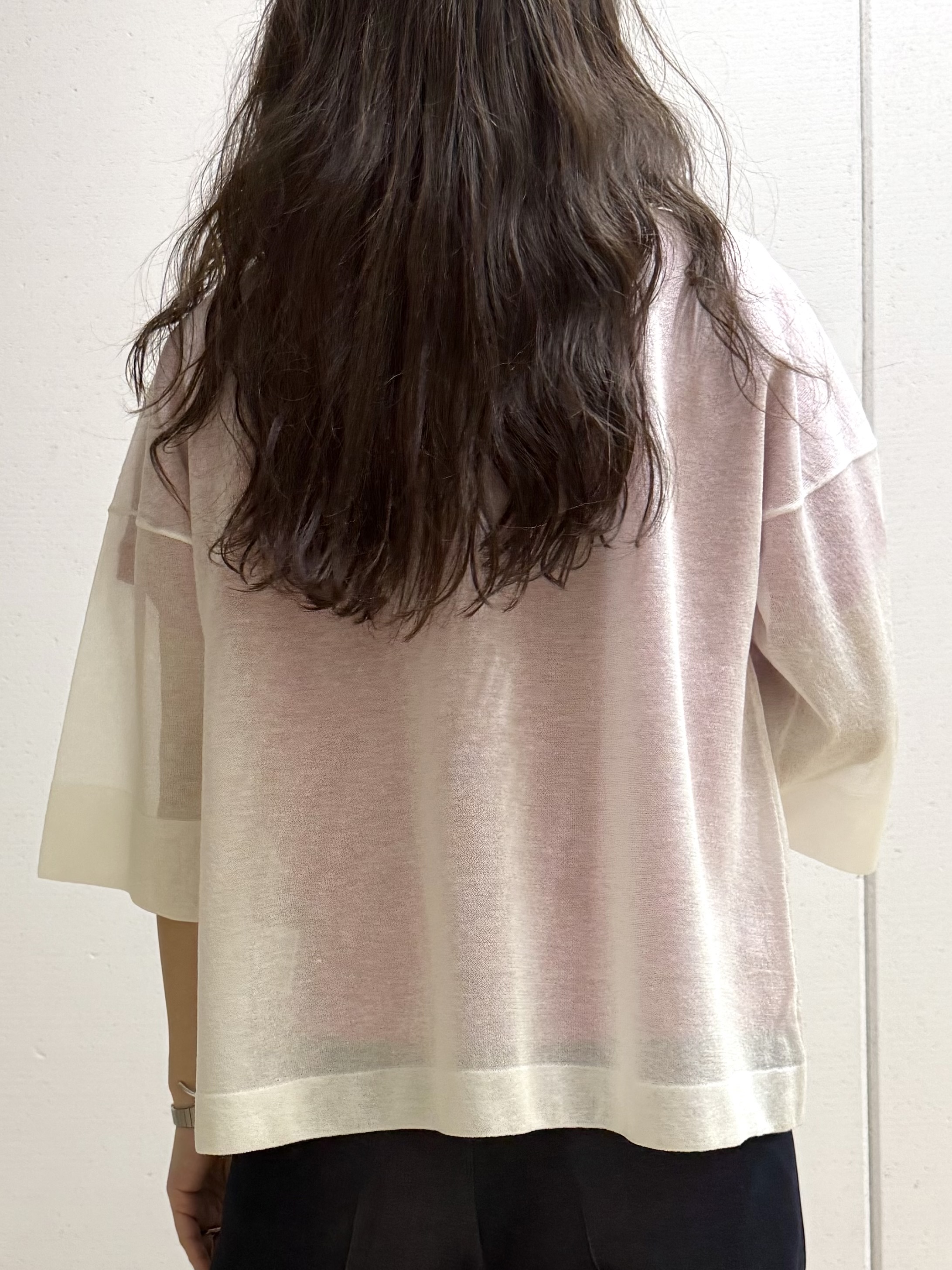 mamiさんの「INDIVI｜【洗える／シアー】衿付きシャツライクニットカーディガン」を使ったコーディネート