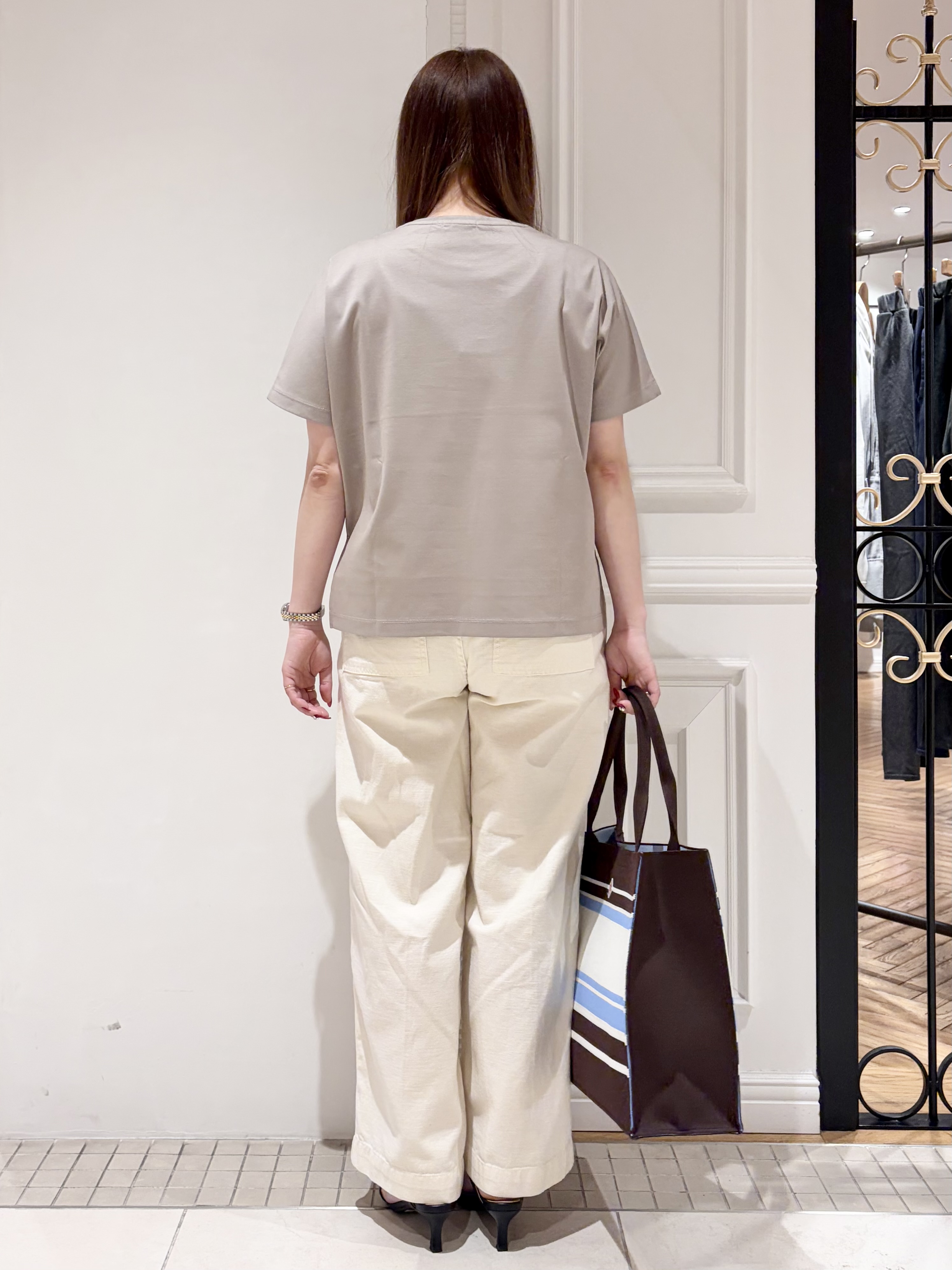 minowaさんの「DRESSTERIOR｜【接触冷感／抗菌防臭／消臭】アイスクリアコットンドルマンTシャツ」を使ったコーディネート