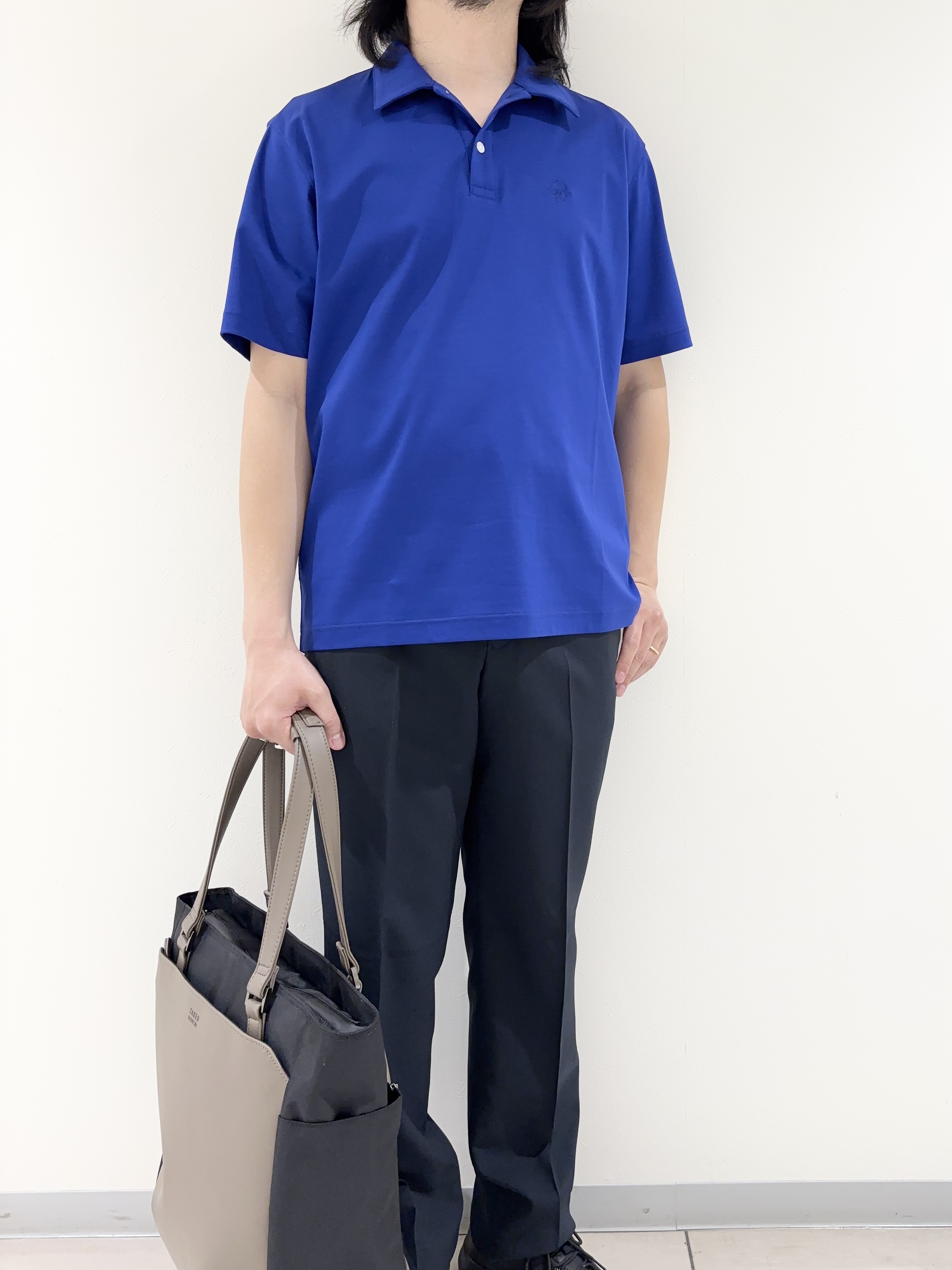 及川さんの「TAKEO KIKUCHI｜【接触冷感】アイスクリアコットン ワンポイント ポロシャツ」を使ったコーディネート