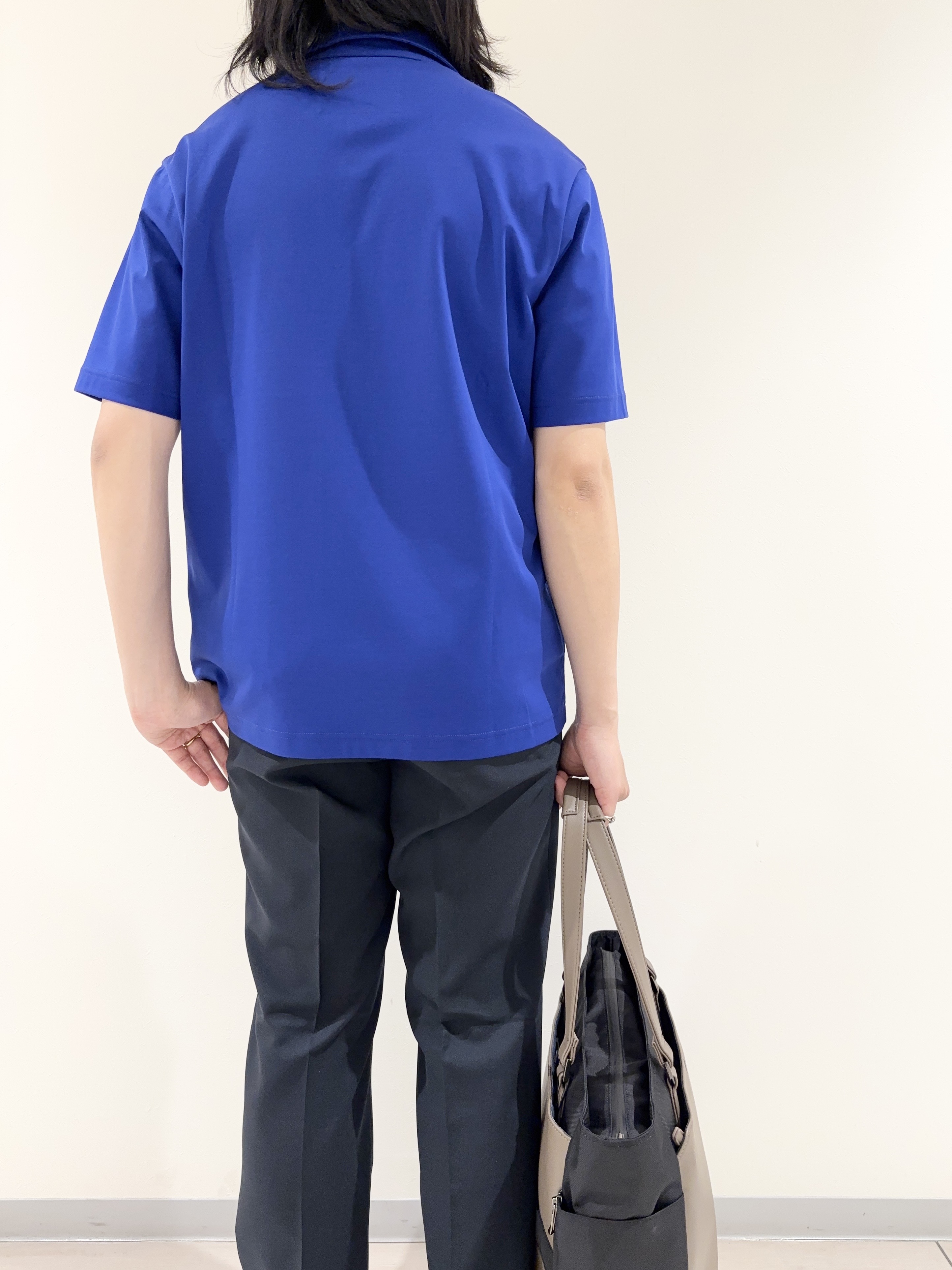 及川さんの「TAKEO KIKUCHI｜【接触冷感】アイスクリアコットン ワンポイント ポロシャツ」を使ったコーディネート