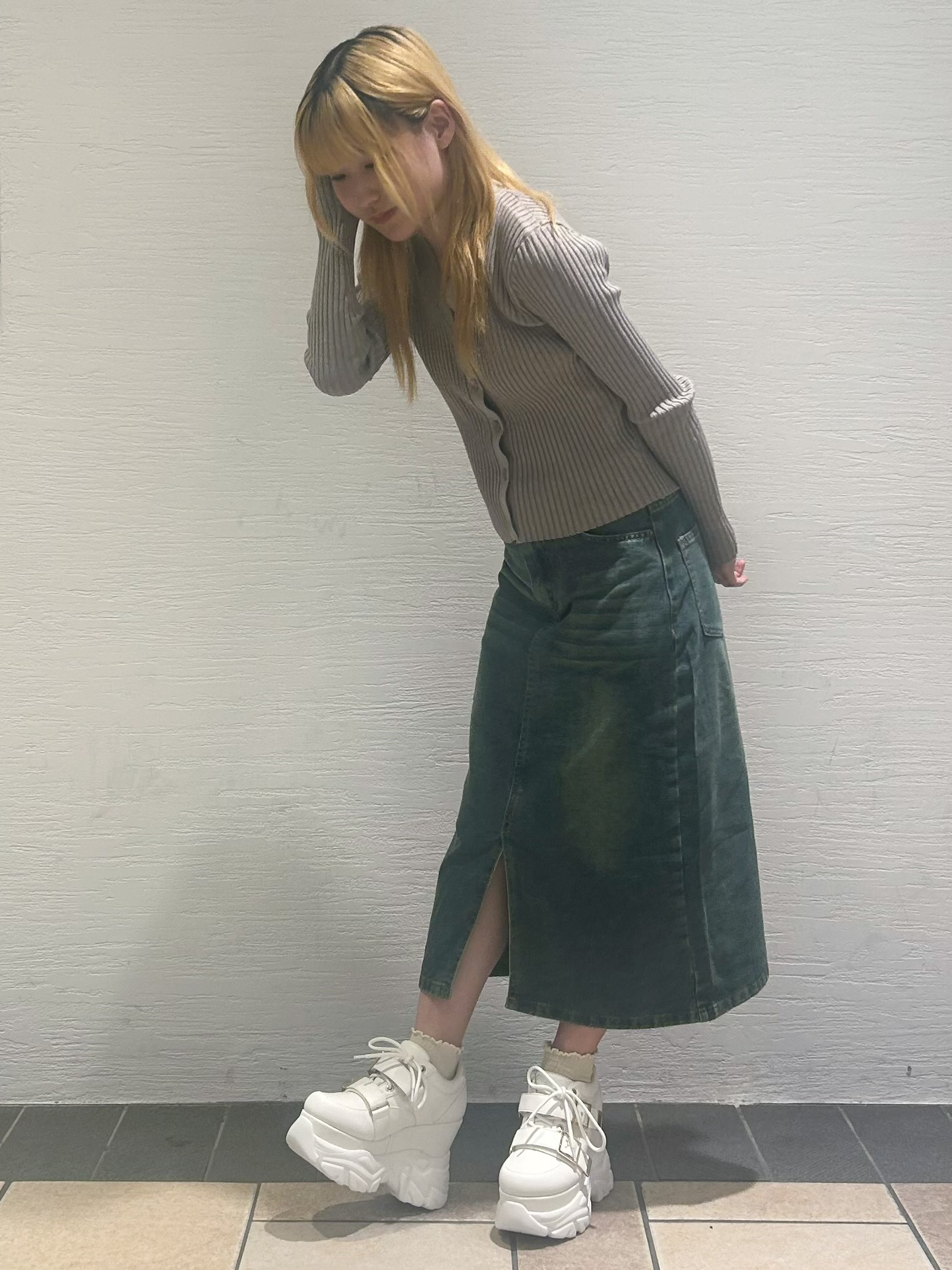 miyuさんの「ESPERANZA｜ベルテッド厚底スニーカー」を使ったコーディネート