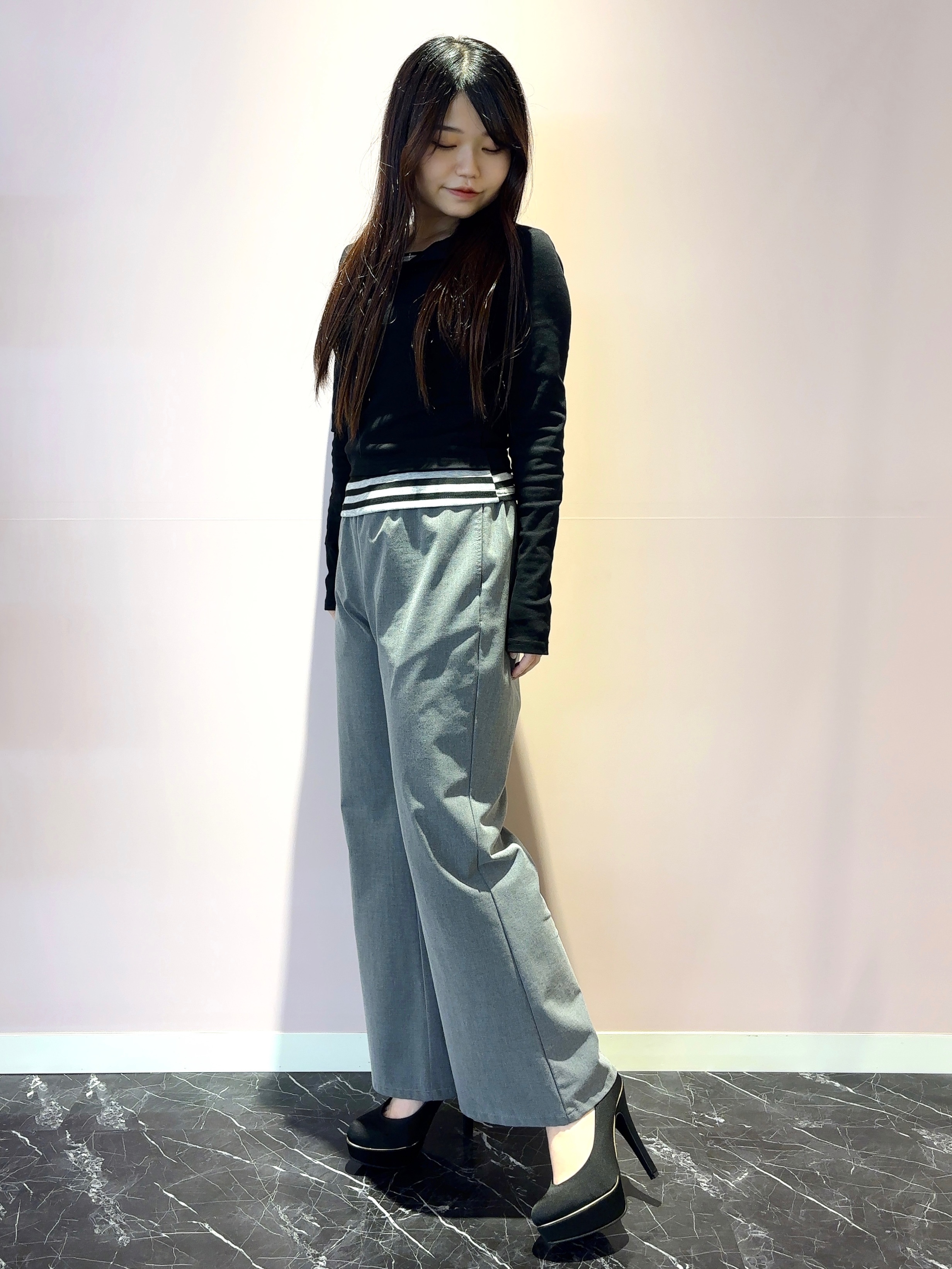 まっきーさんの「ESPERANZA｜2WAY超ハイヒール厚底パンプス」を使ったコーディネート