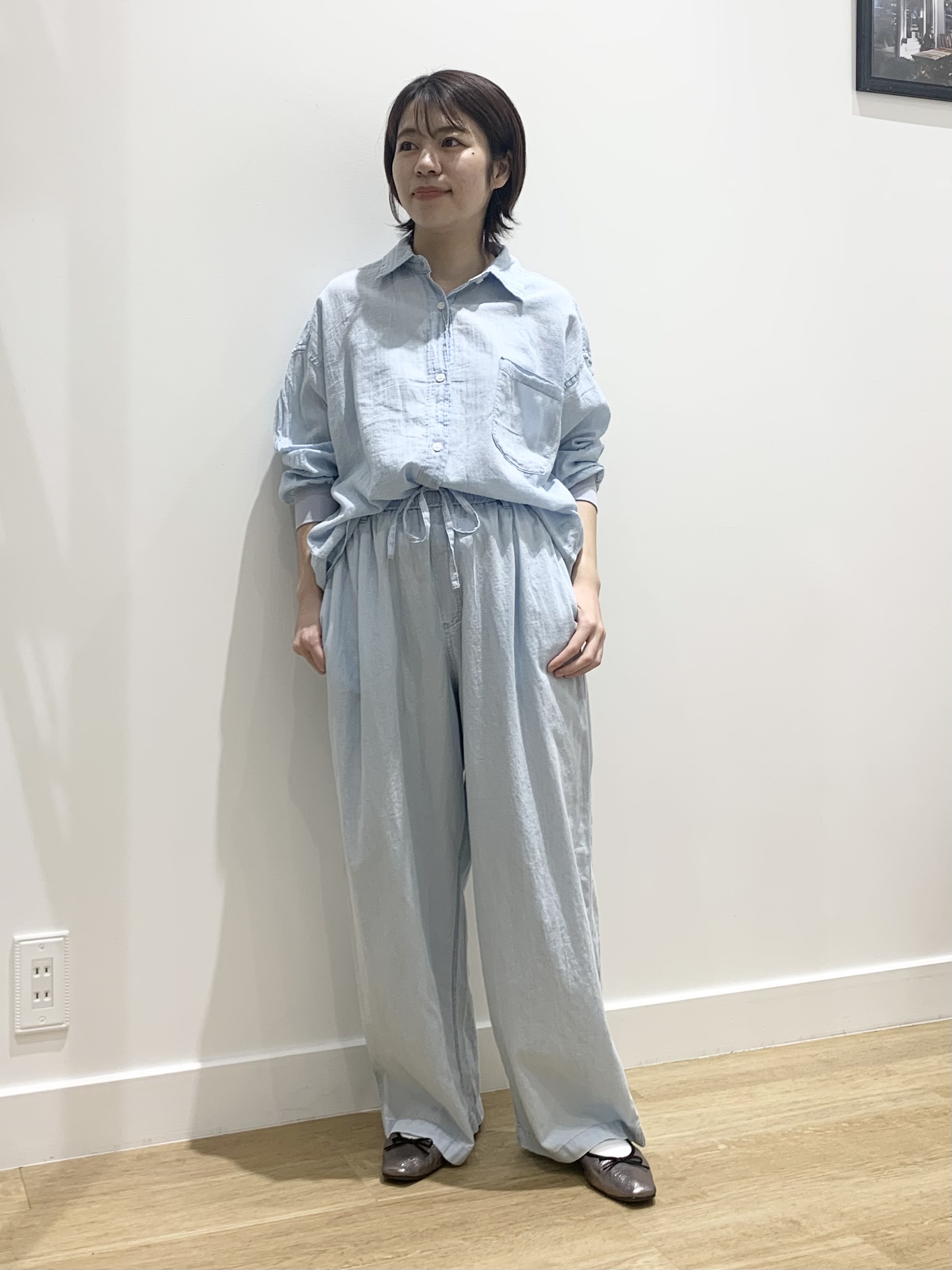 IMARIさんの「Dessin｜【セットアップ可/洗える】2オンスシアーデニムシャツ」を使ったコーディネート