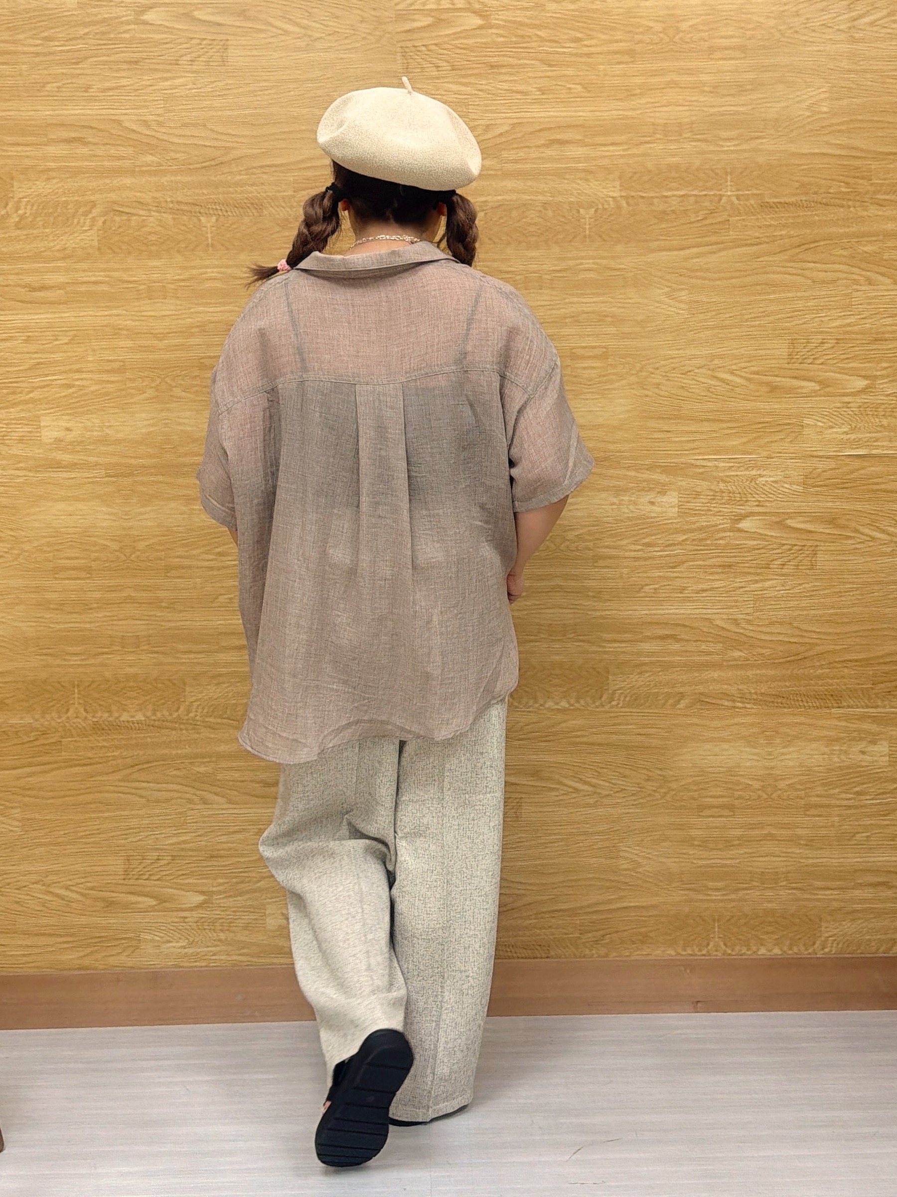 ぁむさんの「SHOO･LA･RUE｜【S-LL】ナチュラルに決まる 半袖シアーシャツジャケット」を使ったコーディネート