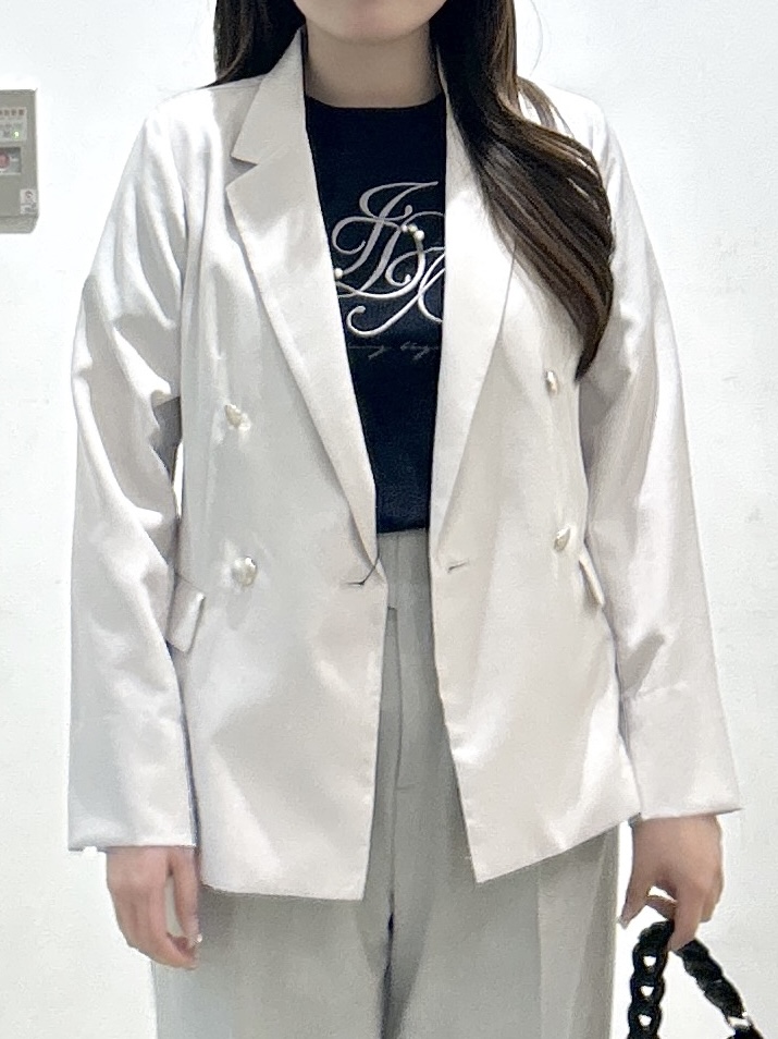 sayaさんの「OPAQUE.CLIP｜《再入荷》ダブルブレストテーラードジャケット【接触冷感／吸水速乾／イージーアイロン／防シワ／洗濯機O」を使ったコーディネート