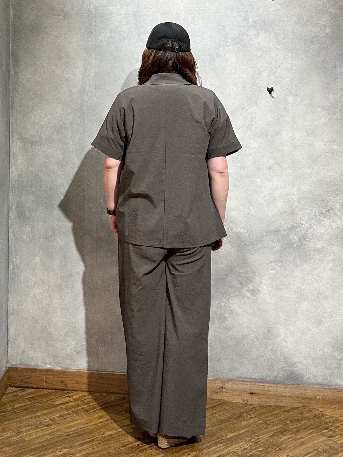 ぱぐ辻さんさんの「SHOO･LA･RUE｜【高レビュー/洗濯機可/セットアップ可】軽凛(かろりん) ひんやり半袖ジャケット」を使ったコーディネート
