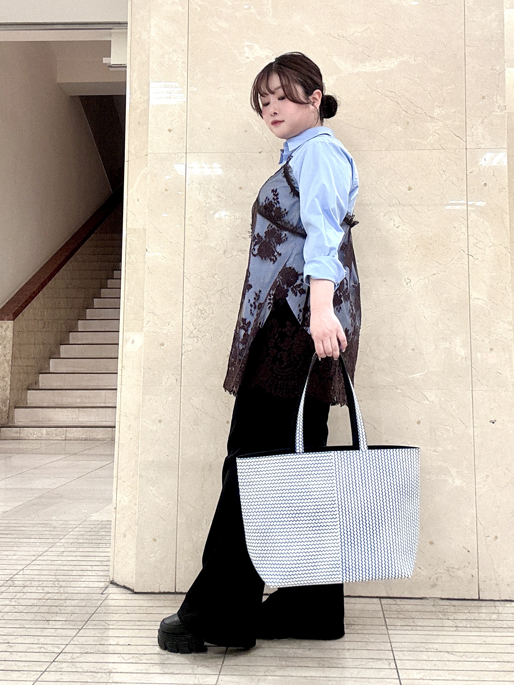 mさんの「HIROKO HAYASHI｜OTTICA（オッティカ）トートバッグ」を使ったコーディネート