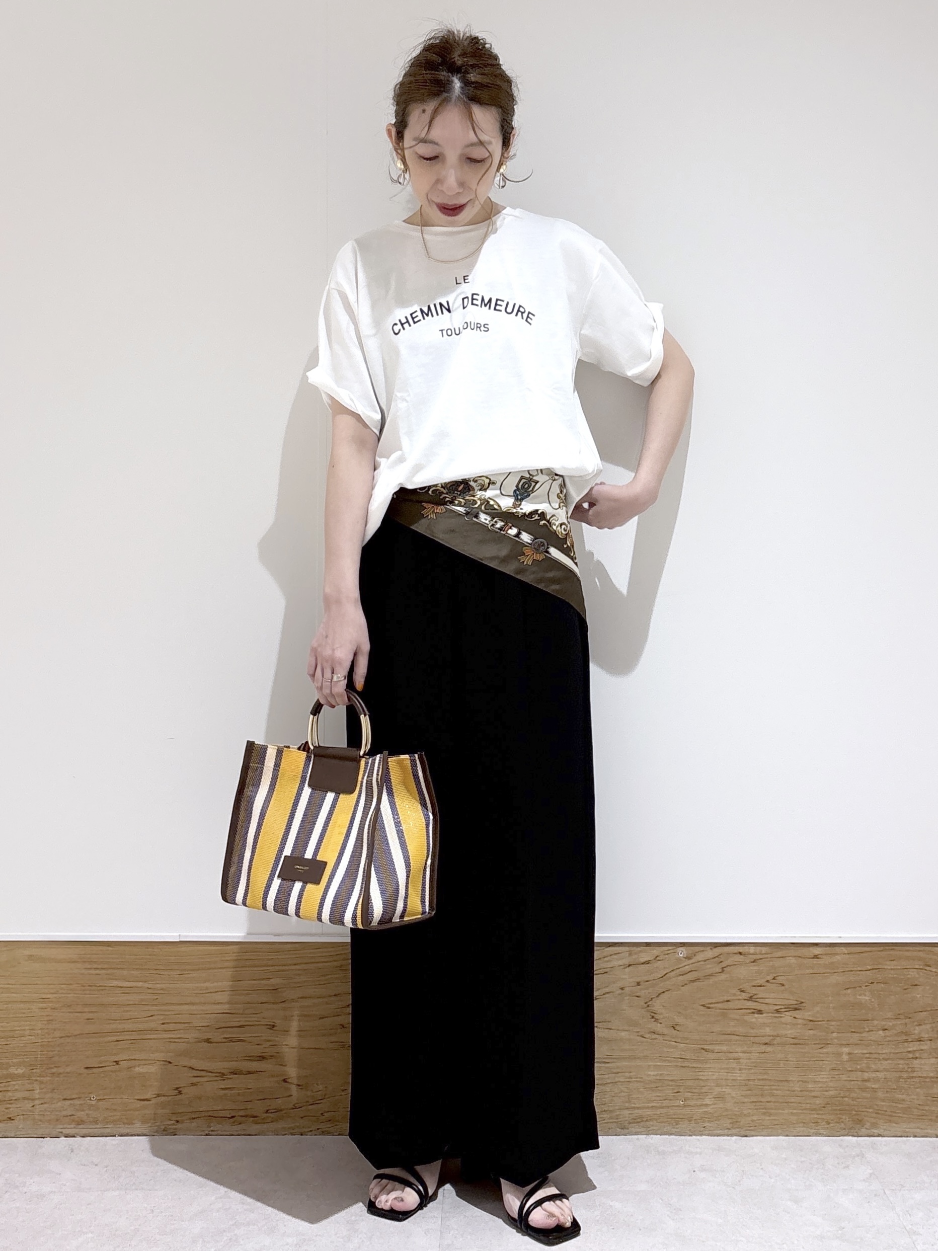 はなさんの「OPAQUE.CLIP｜ロゴプリントアソートTシャツ【洗濯機OK】」を使ったコーディネート