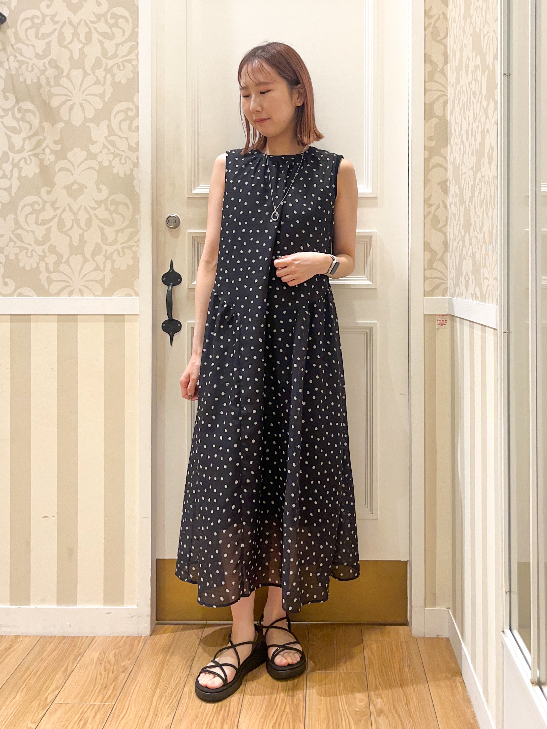 みーちゃんさんの「grove｜【貴島明日香さん着用】ラメメッシュキーネックカーディガン」を使ったコーディネート