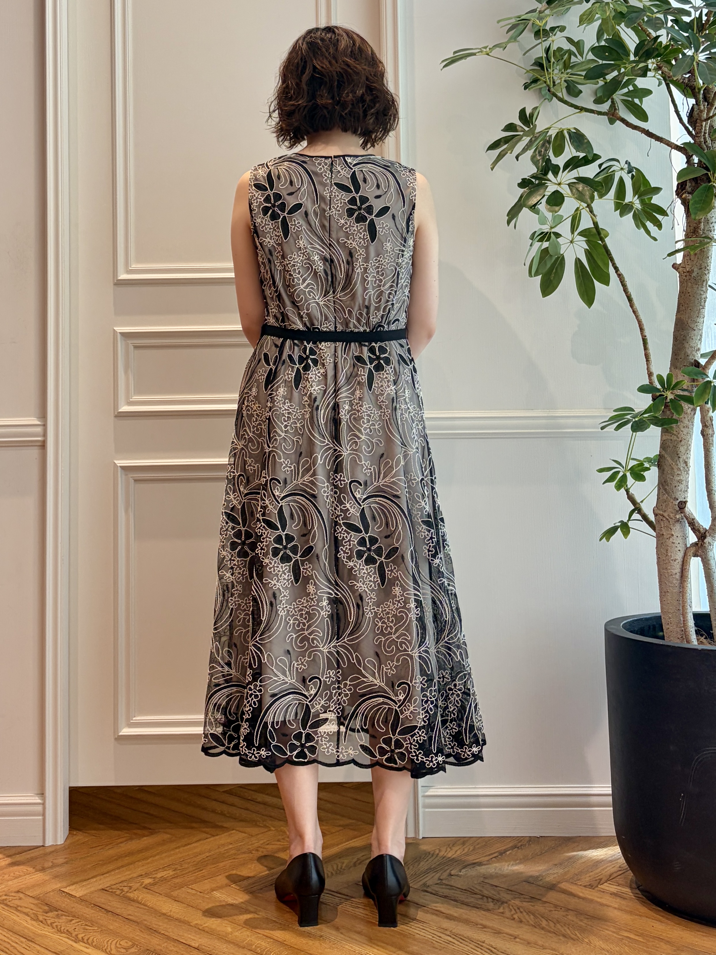 nakaoさんの「DRESSTERIOR｜【otonaMUSE5月号掲載】アーチフィットレザーパンプス」を使ったコーディネート