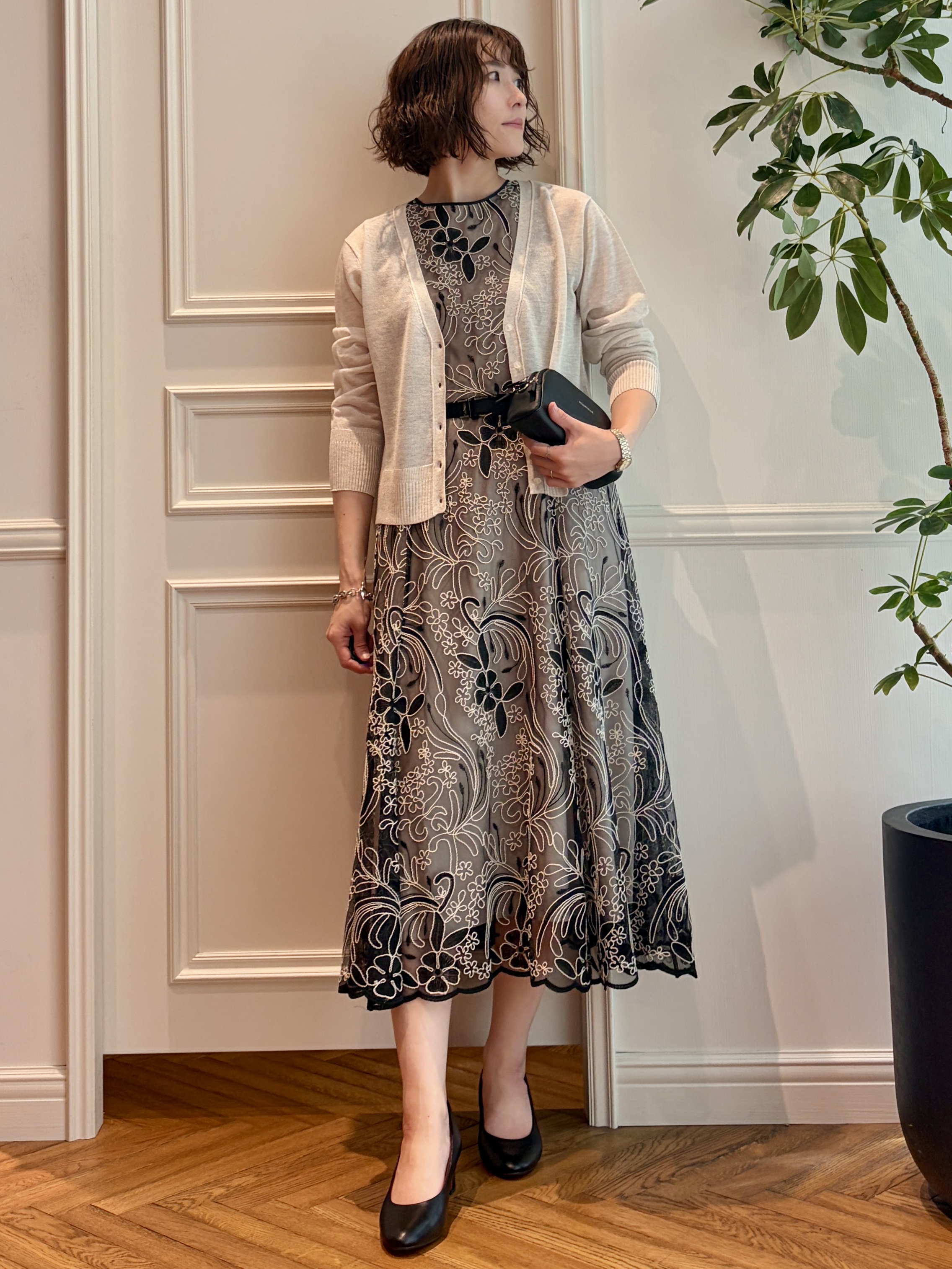 nakaoさんの「DRESSTERIOR｜【日除け/冷房対策】ウォッシャブルシアーカーディガン」を使ったコーディネート
