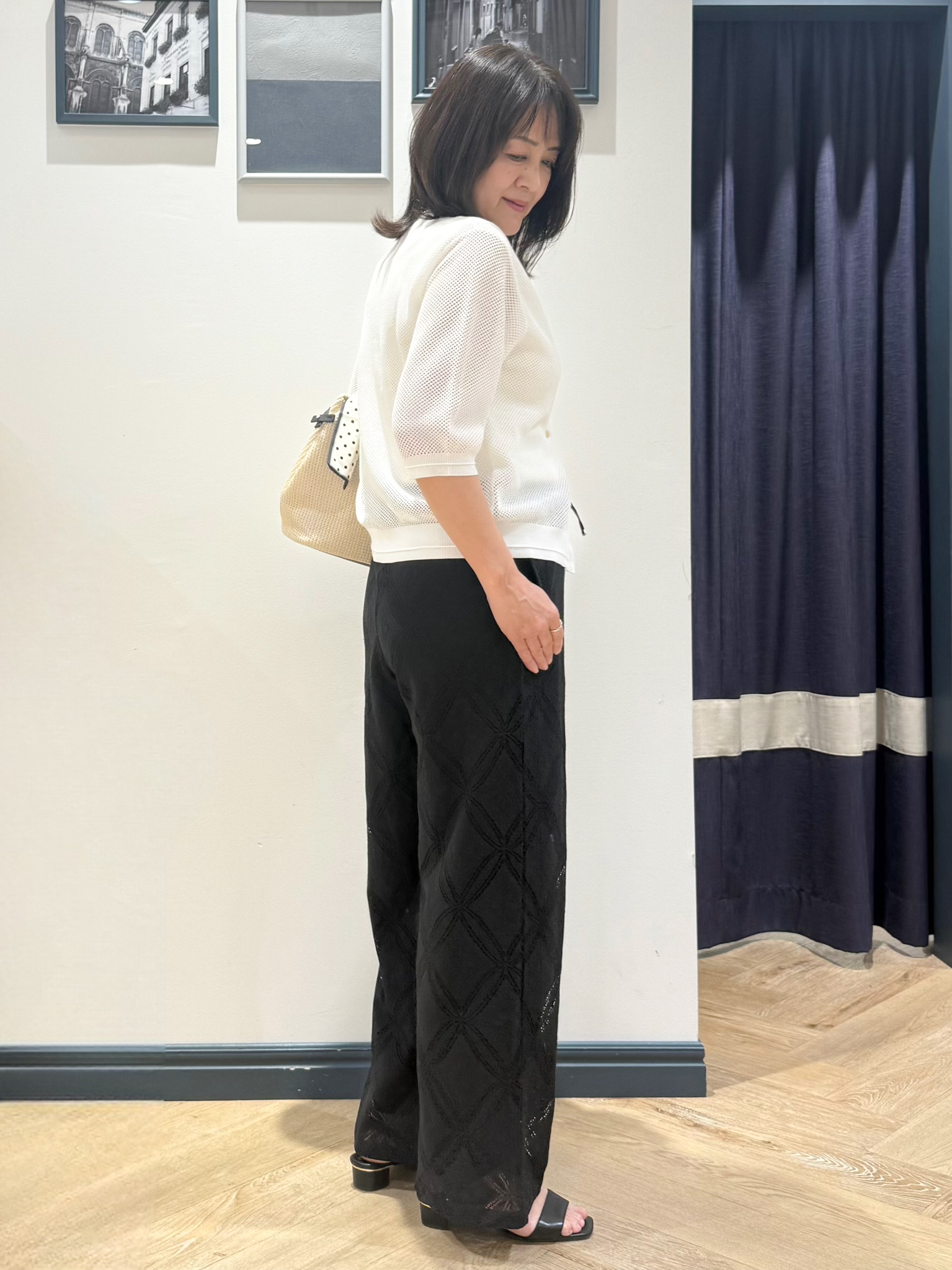 Lilyさんの「grove｜【貴島明日香さん着用・洗える】透けない、大人のメッシュカーディガン」を使ったコーディネート