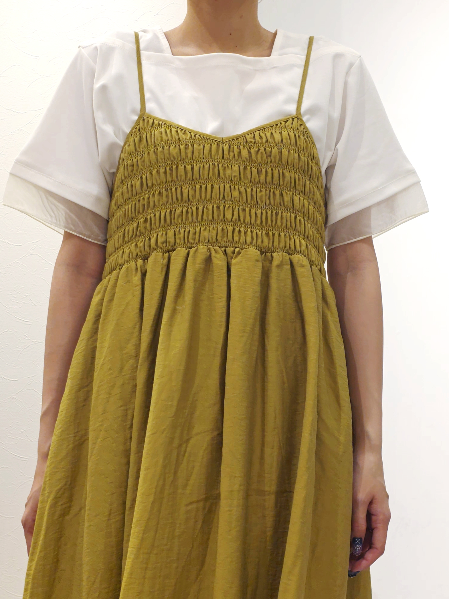 ケイさんの「grove｜【二の腕カバー/UVカット・ひんやり】袖口シアースクエアネックTシャツ」を使ったコーディネート