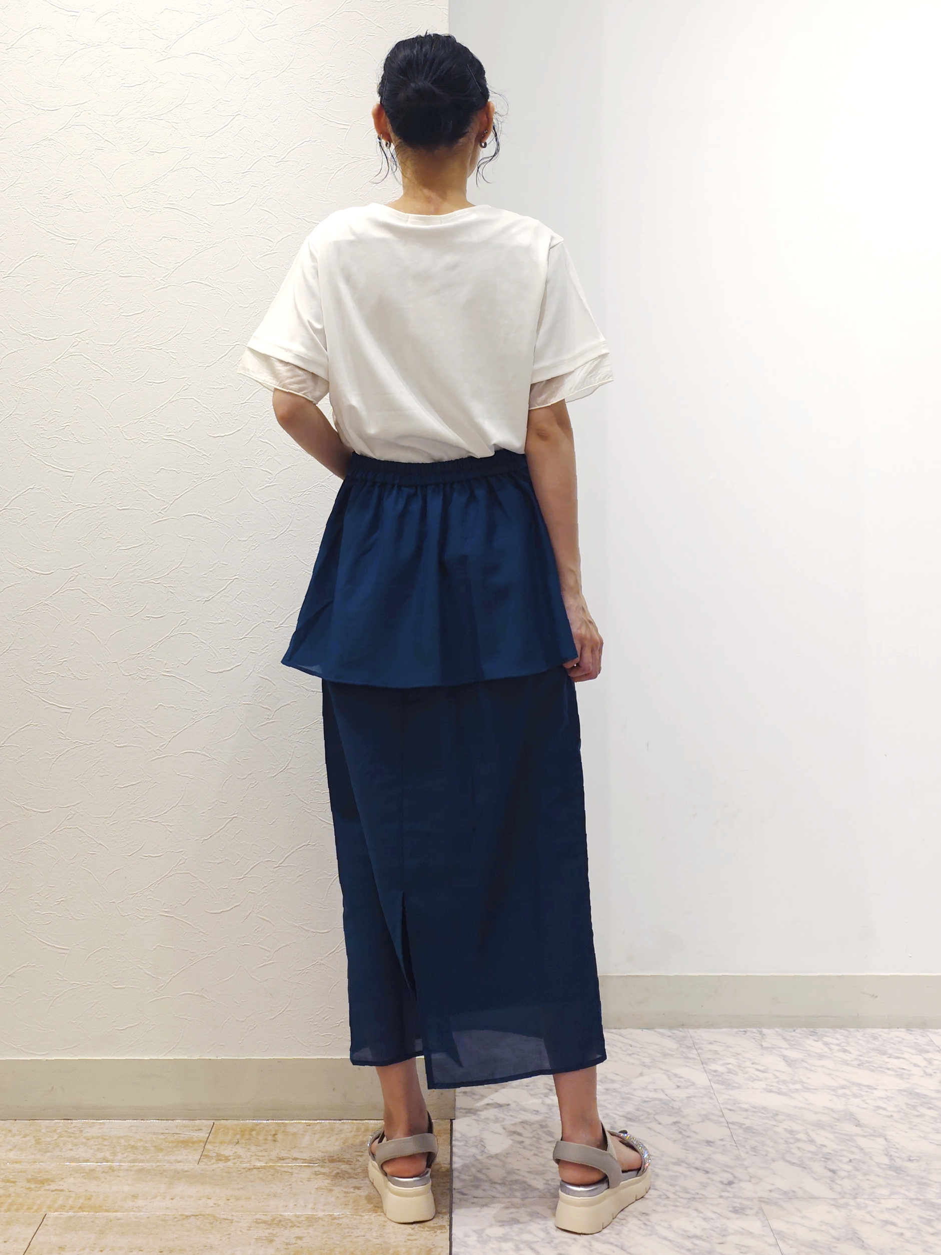 ケイさんの「grove｜【二の腕カバー/UVカット・ひんやり】袖口シアースクエアネックTシャツ」を使ったコーディネート