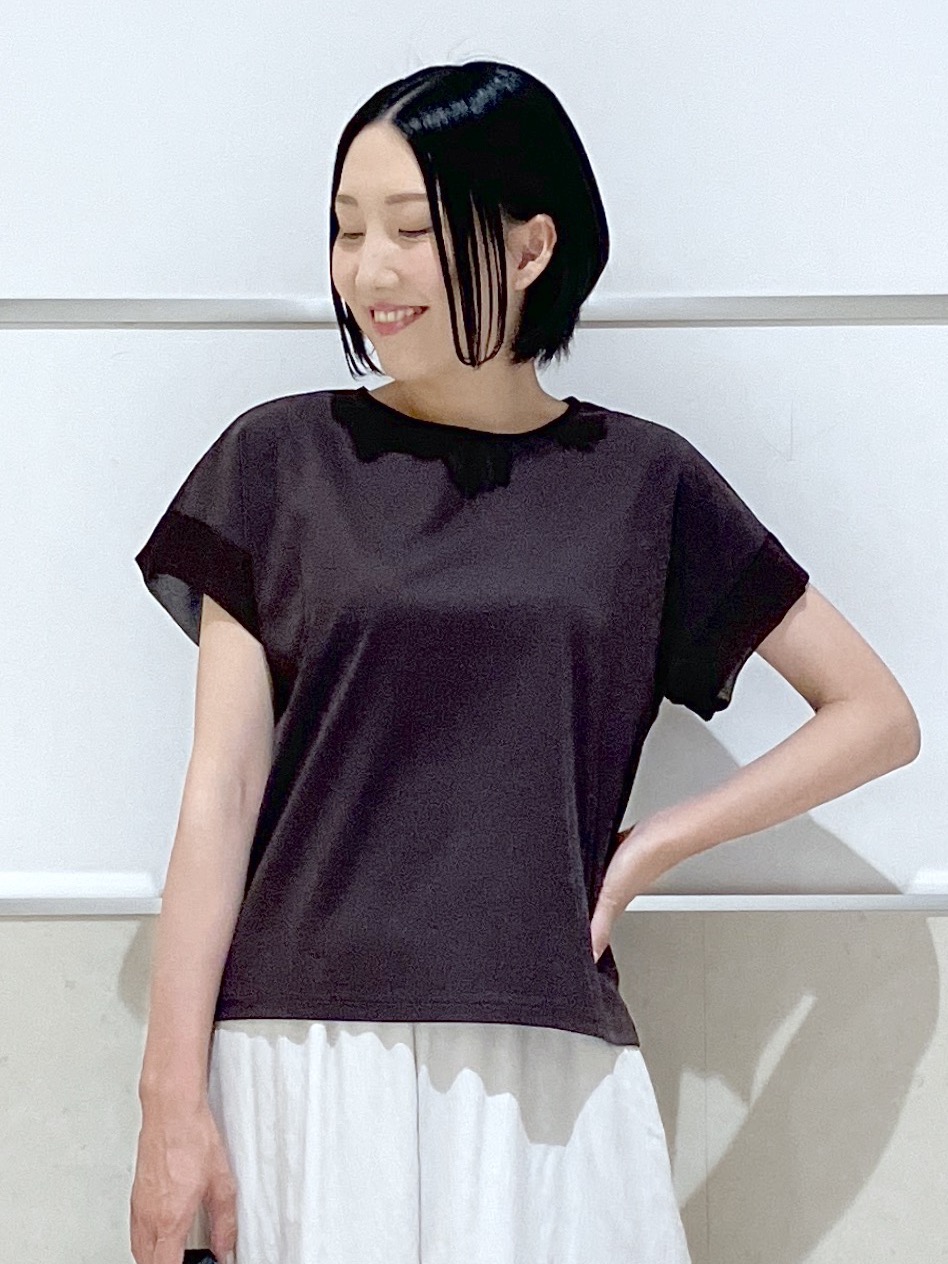 eriko さんの「Dessin｜【UVカット/接触冷感】美光沢カットソー」を使ったコーディネート