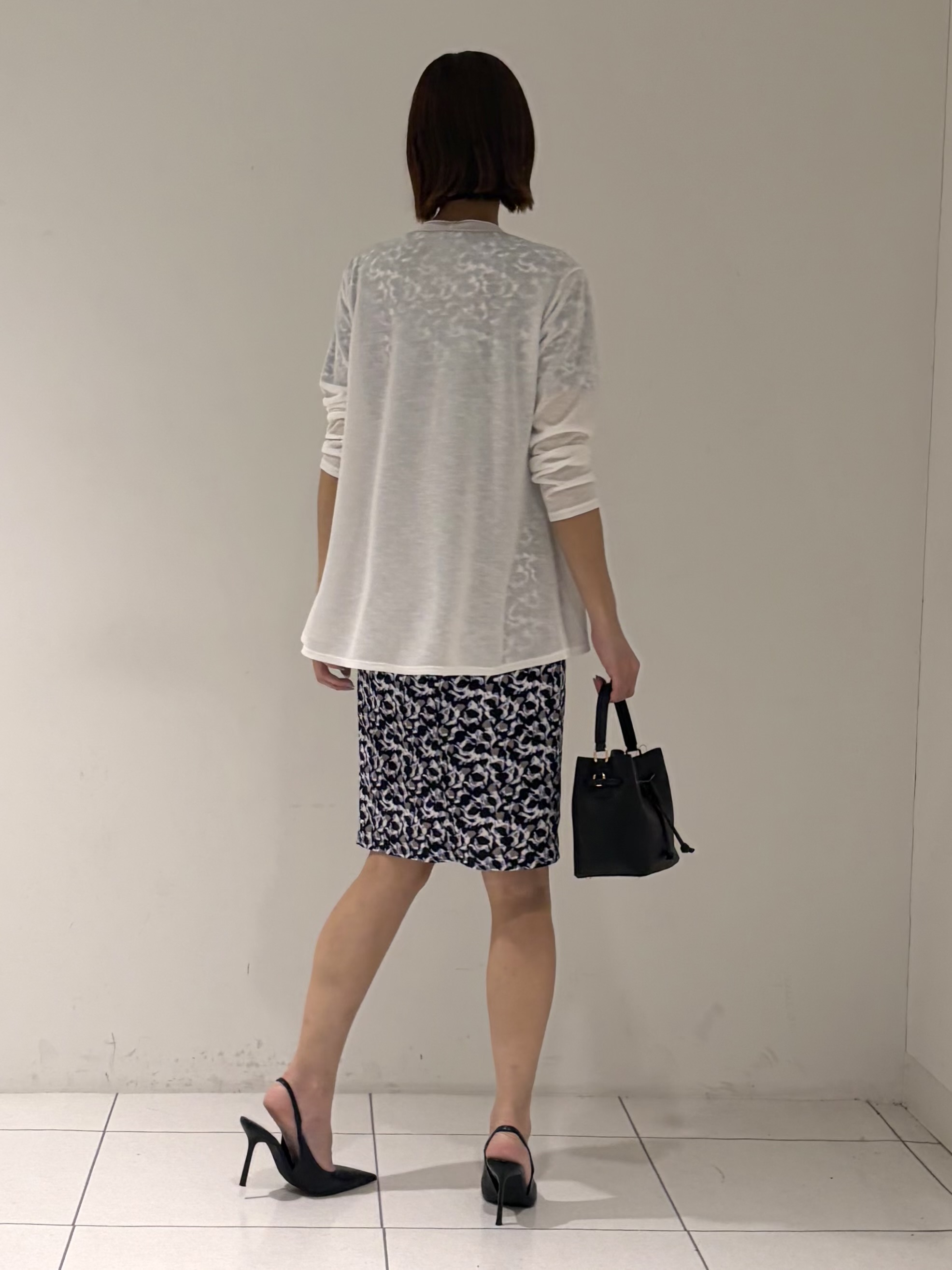 shioriさんの「INDIVI｜【洗える】着流しカーディガン」を使ったコーディネート