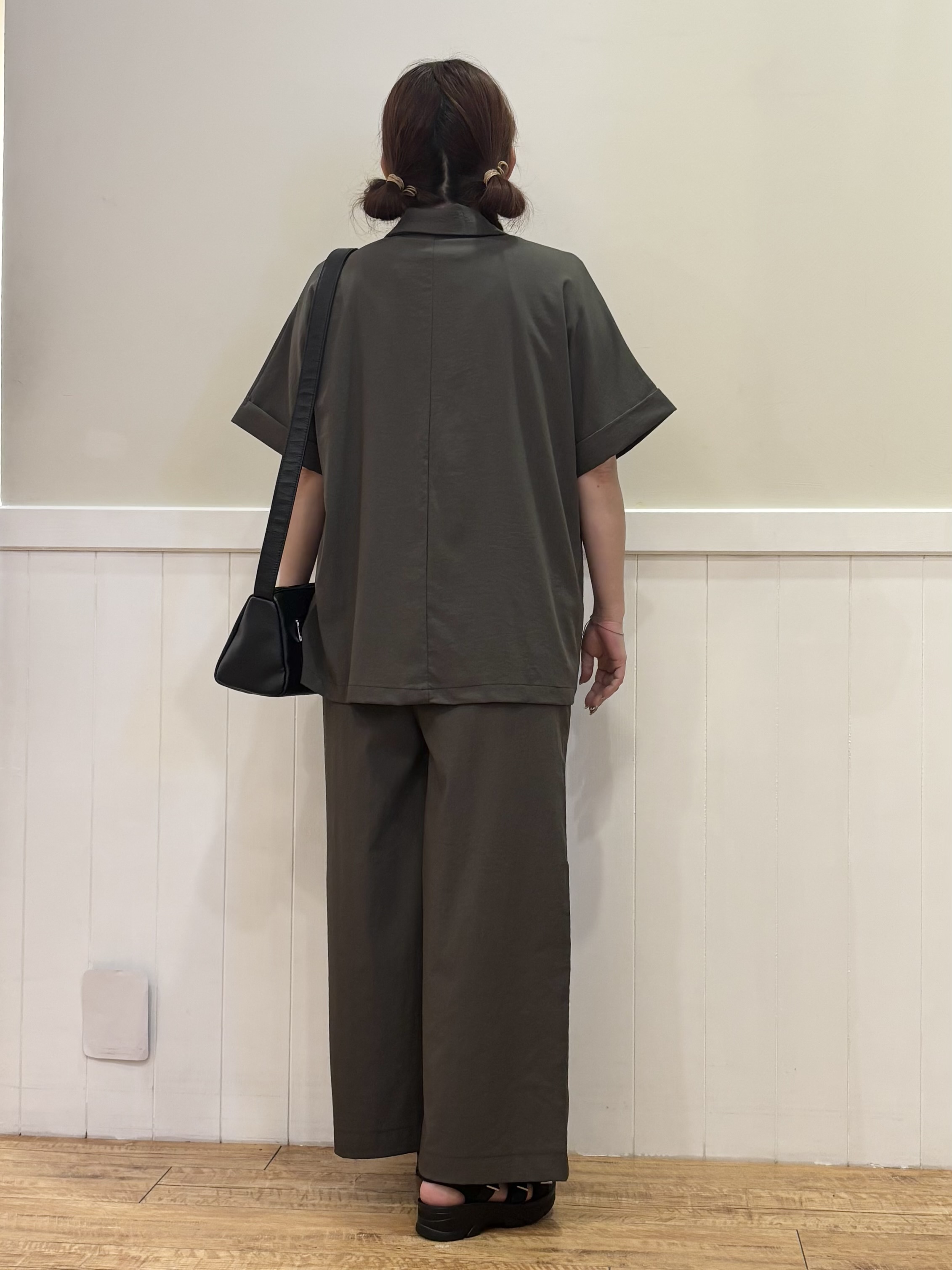 ハチさんの「SHOO･LA･RUE｜【高レビュー/洗濯機可/セットアップ可】軽凛(かろりん) ひんやり半袖ジャケット」を使ったコーディネート