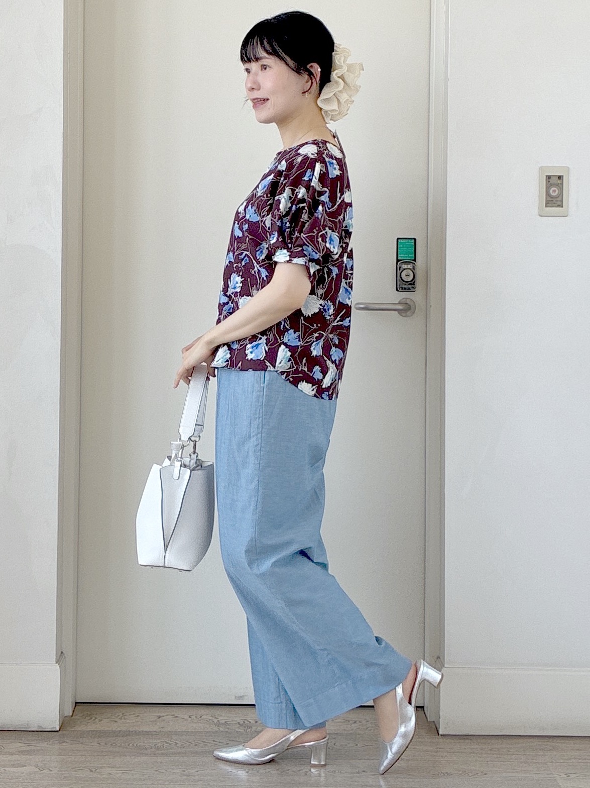  beni_gingerさんの「Reflect｜【セットアップ可】ボタニカル調プリントブラウス」を使ったコーディネート