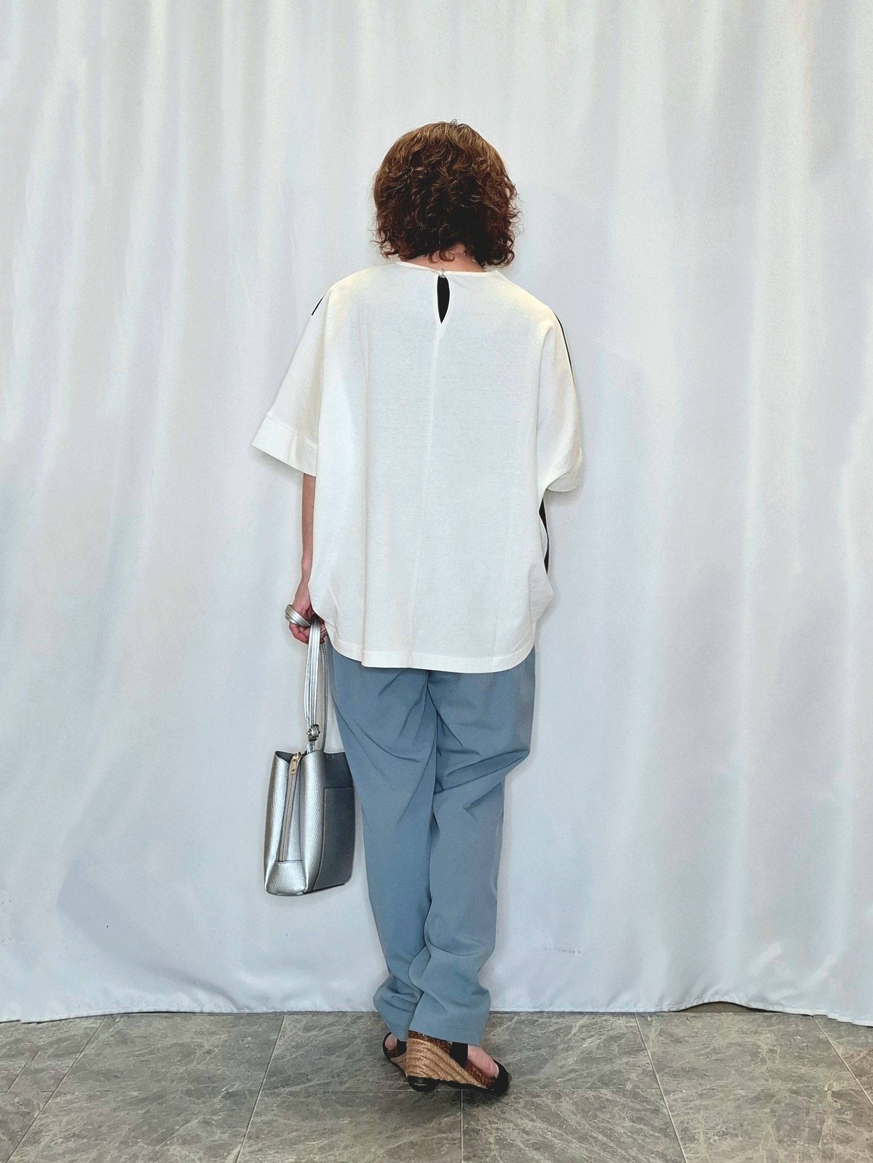 ぬーさんの「SHOO･LA･RUE｜【S-LL/洗濯機可】インしないで着られる ななめ3段切り替えトップス」を使ったコーディネート