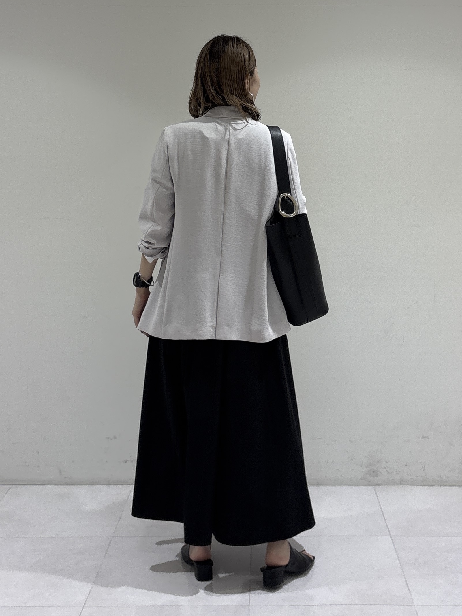 kotakiさんの「INDIVI｜【洗える／多機能／SETUP可】着る日傘ダブルジャケット」を使ったコーディネート
