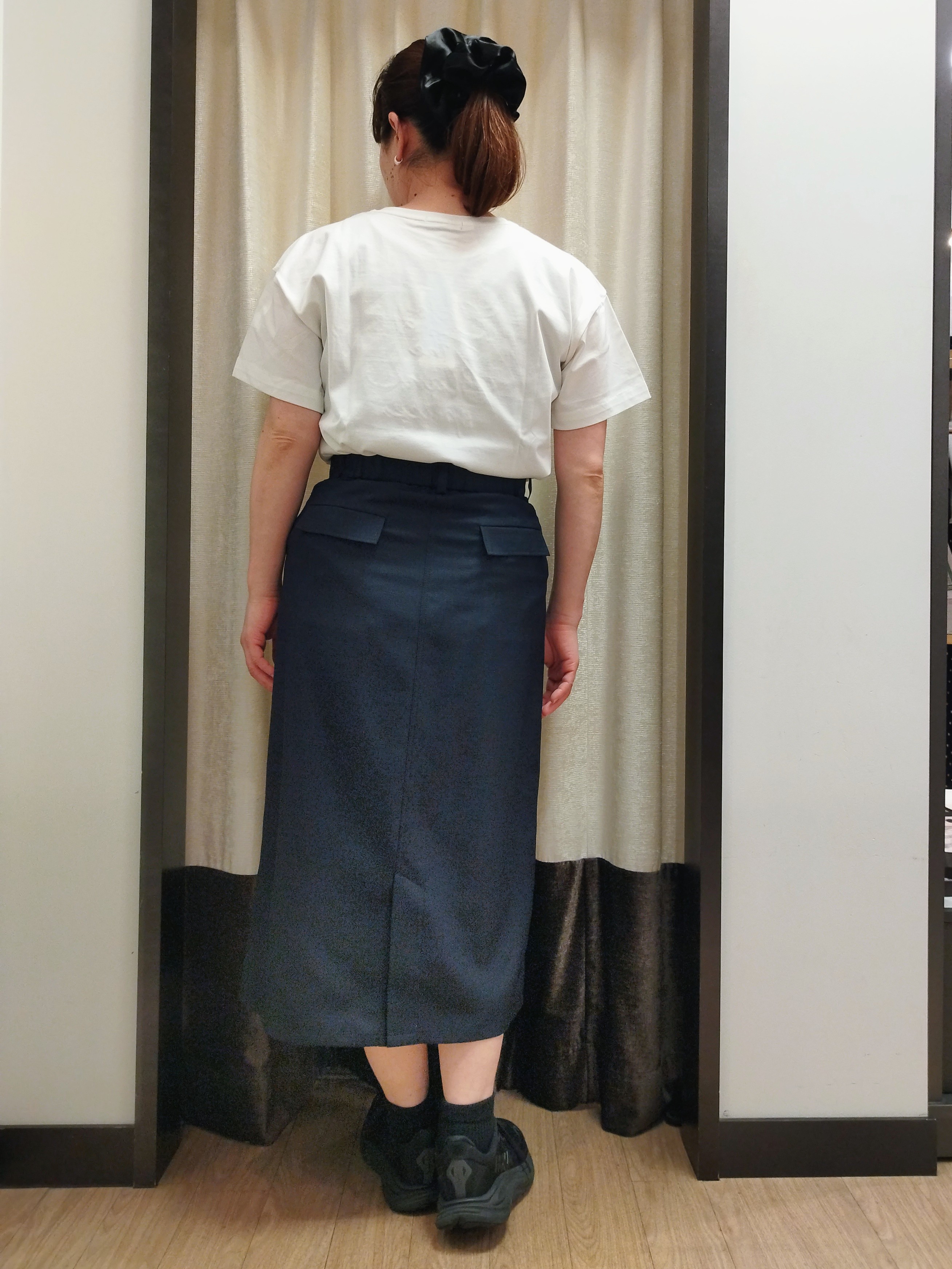 junさんの「Reflect｜【接触冷感】ラインアート刺繍Tシャツ」を使ったコーディネート