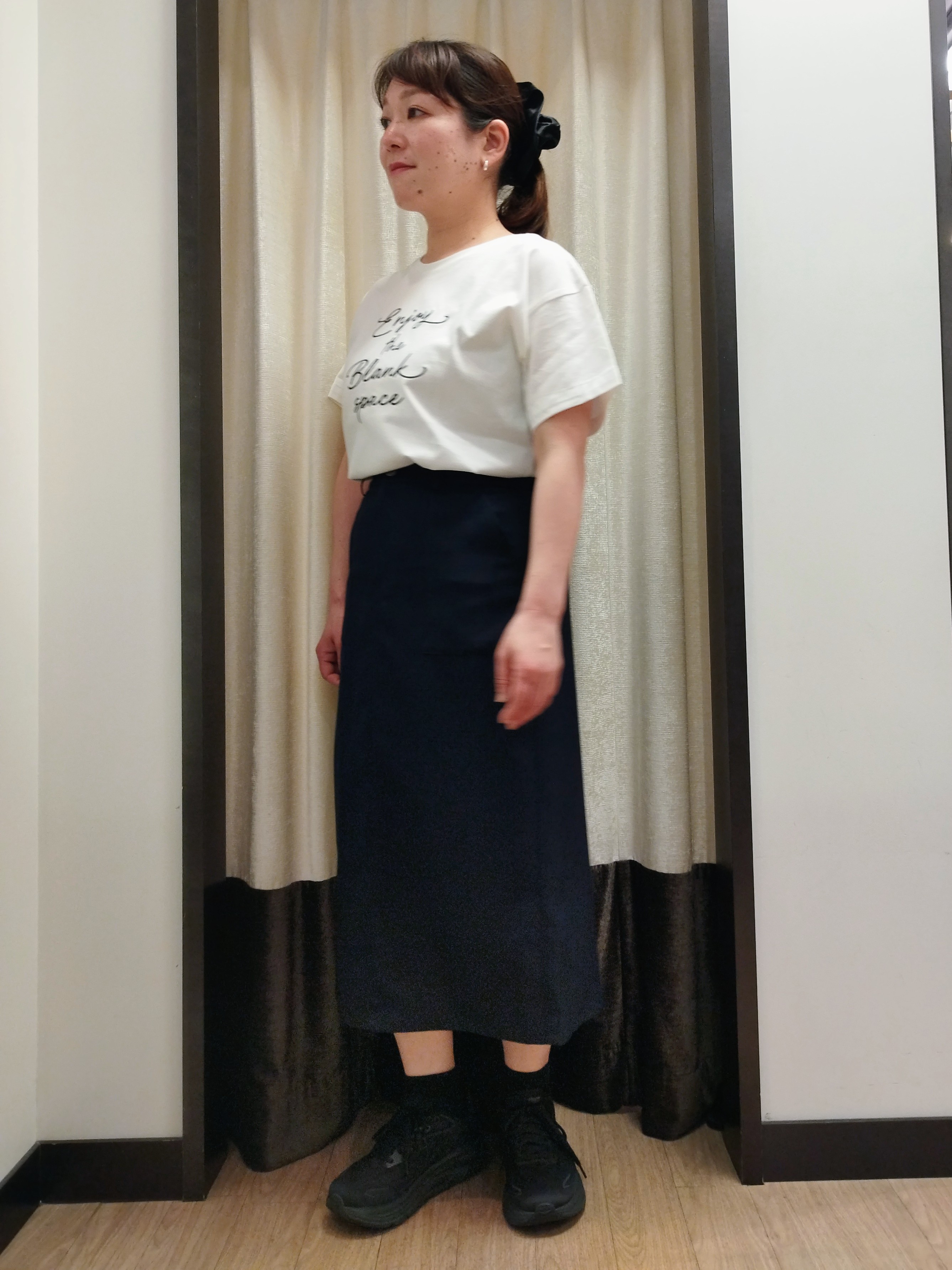 junさんの「Reflect｜【接触冷感】ラインアート刺繍Tシャツ」を使ったコーディネート