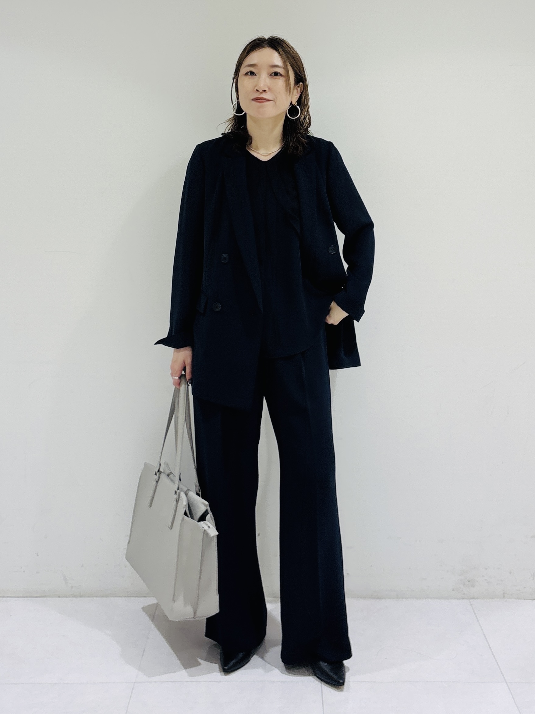 kotakiさんの「INDIVI｜【洗える／多機能／SETUP可】着る日傘ダブルジャケット」を使ったコーディネート