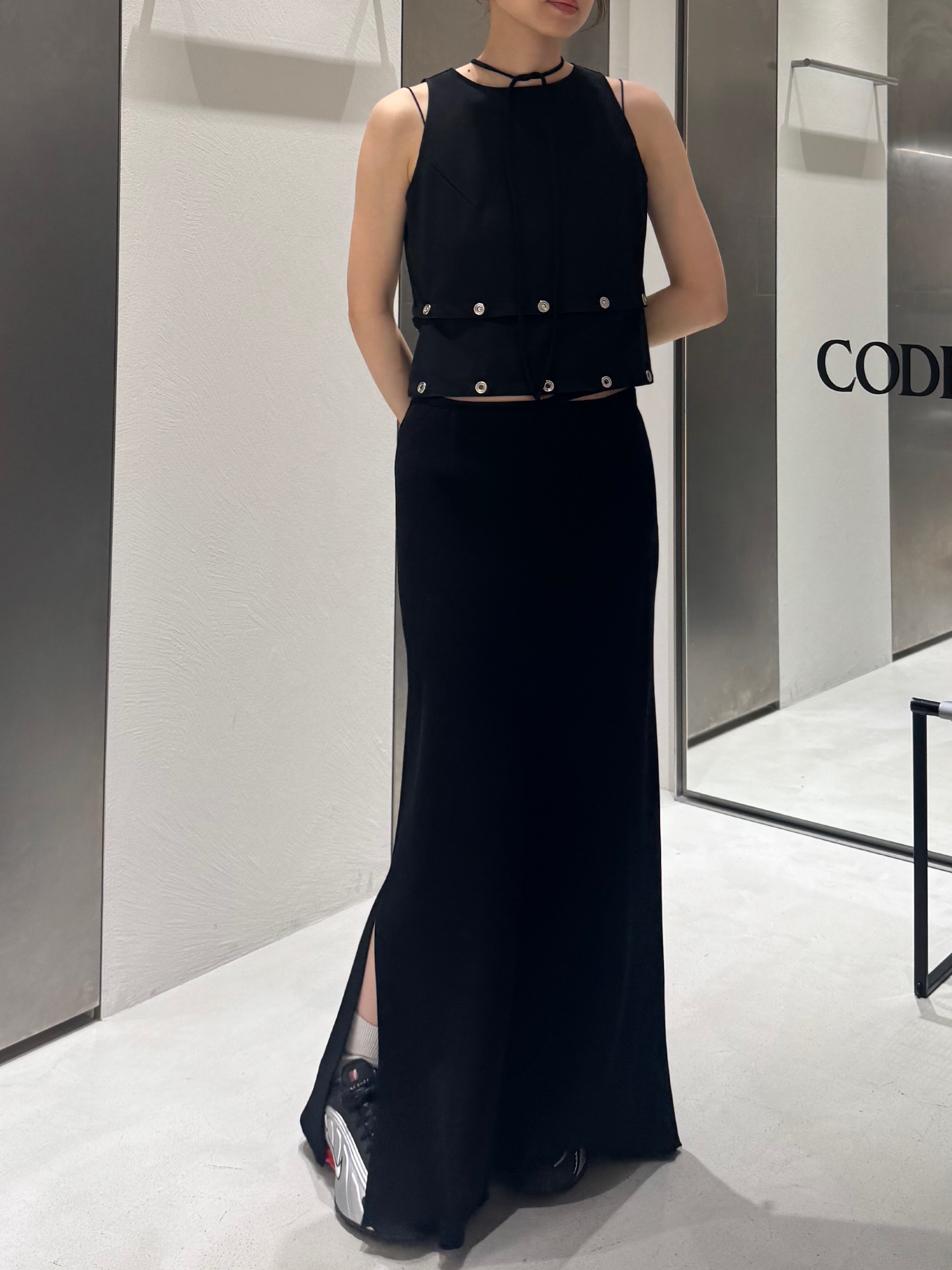 designer yukaさんの「CODE A｜modular split dress」を使ったコーディネート