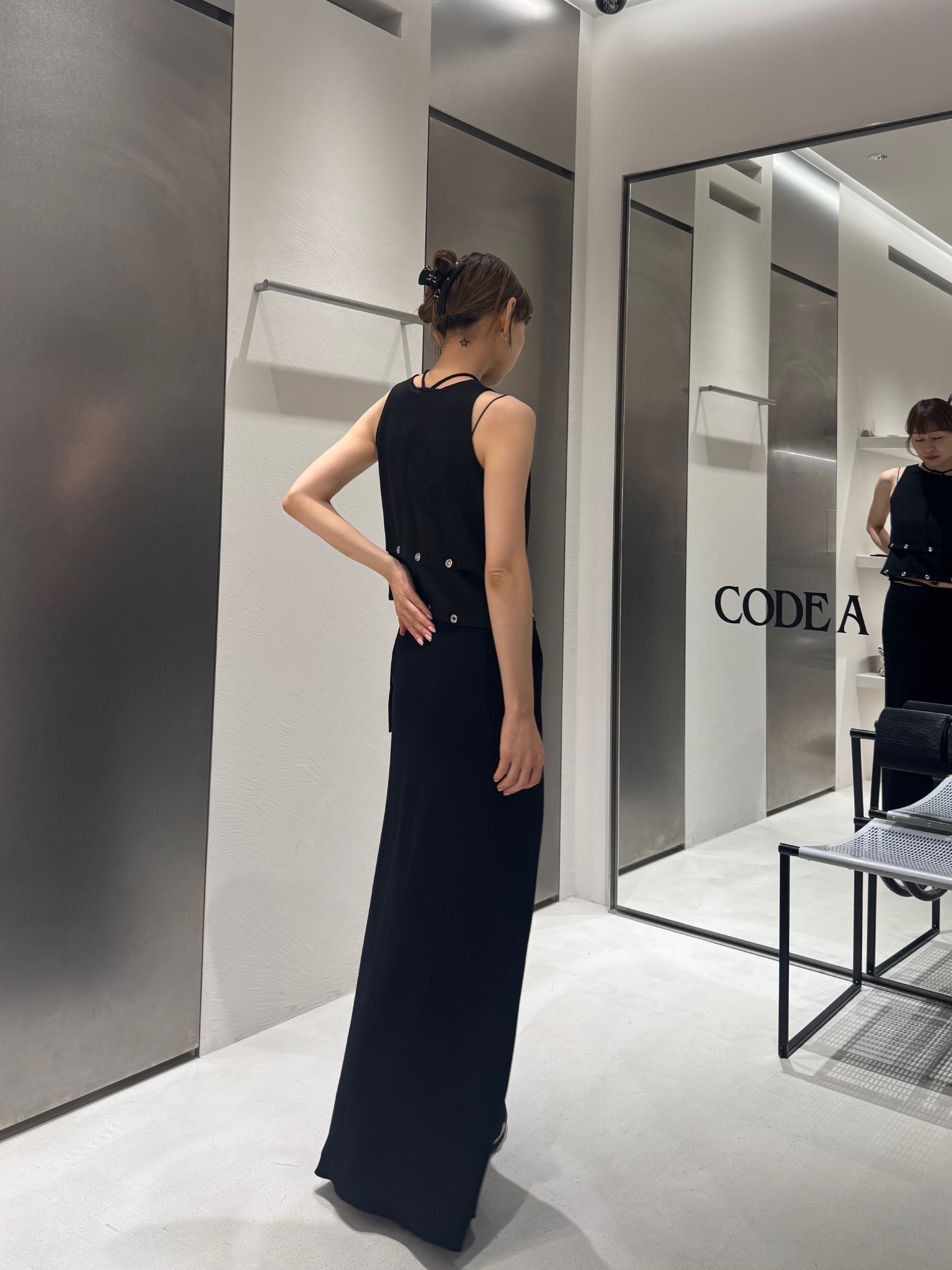 designer yukaさんの「CODE A｜modular split dress」を使ったコーディネート