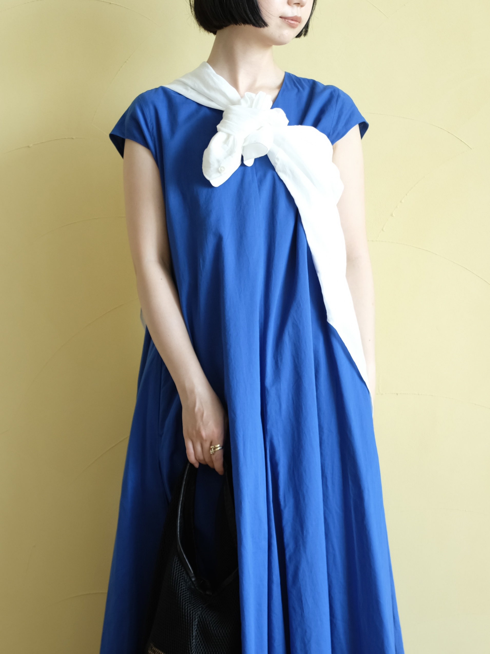 Kishimotoさんの「DRESSTERIOR｜【きれいめ/ウォッシャブル】コットンローンフレンチスリーブワンピ」を使ったコーディネート