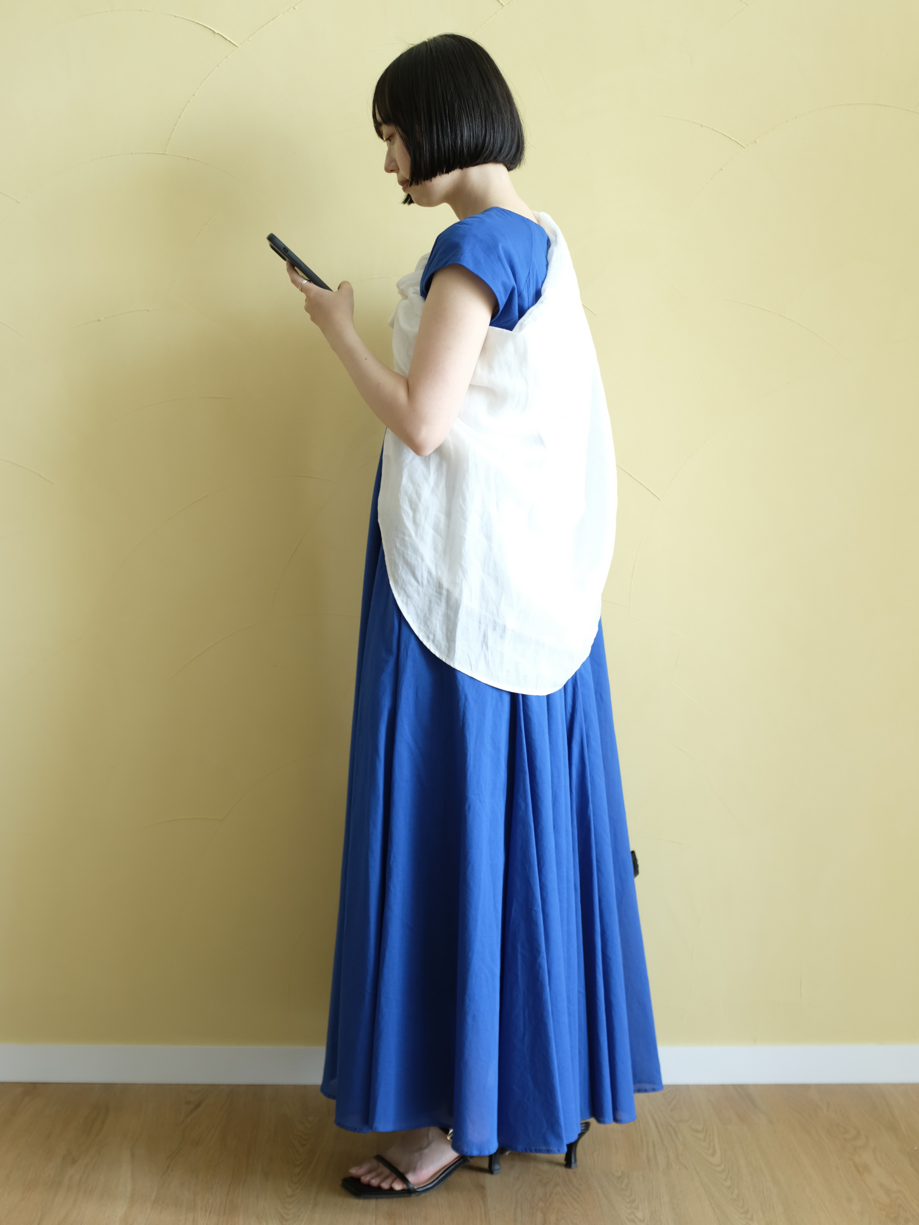 Kishimotoさんの「DRESSTERIOR｜【きれいめ/ウォッシャブル】コットンローンフレンチスリーブワンピ」を使ったコーディネート